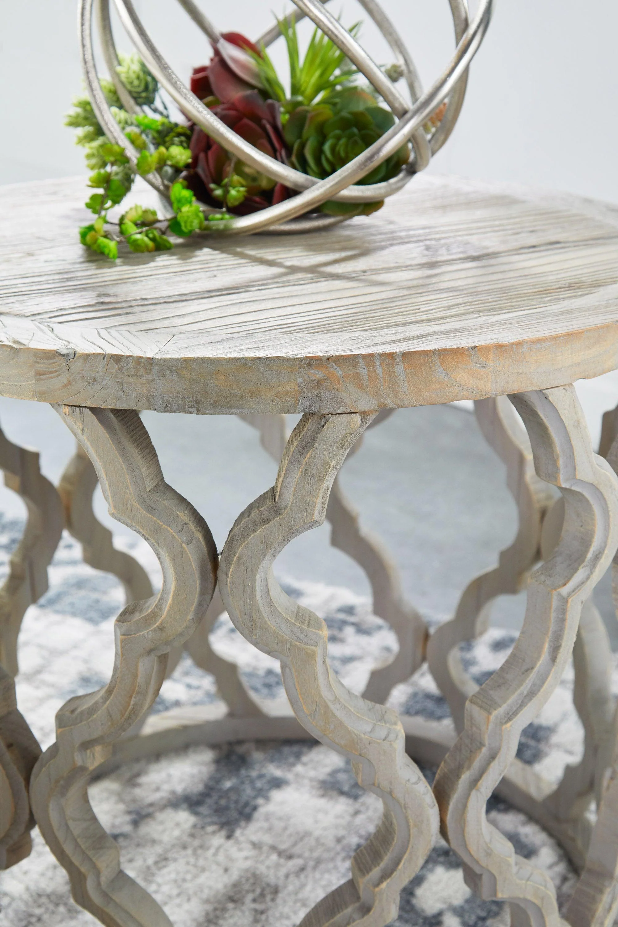 Clover Large End Table - Frankwebs