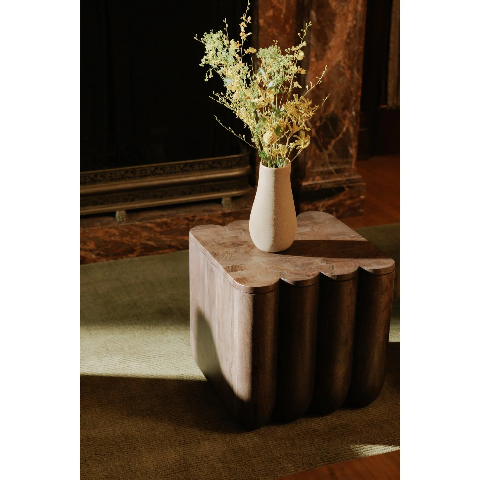 Punyo Punyo Accent Table Espresso Brown - Frankwebs