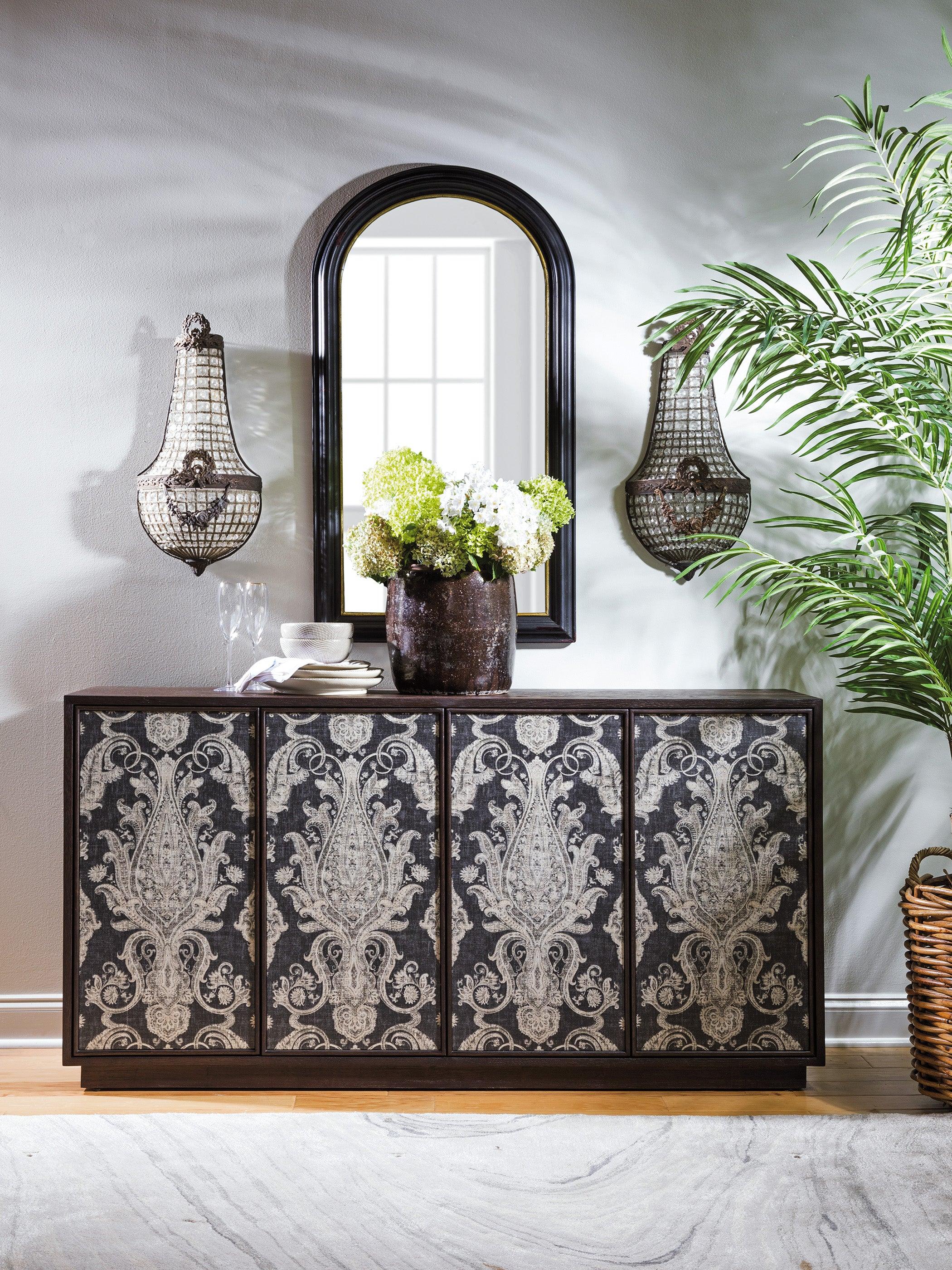 Signature Designs Venerato Media Console - Frankwebs