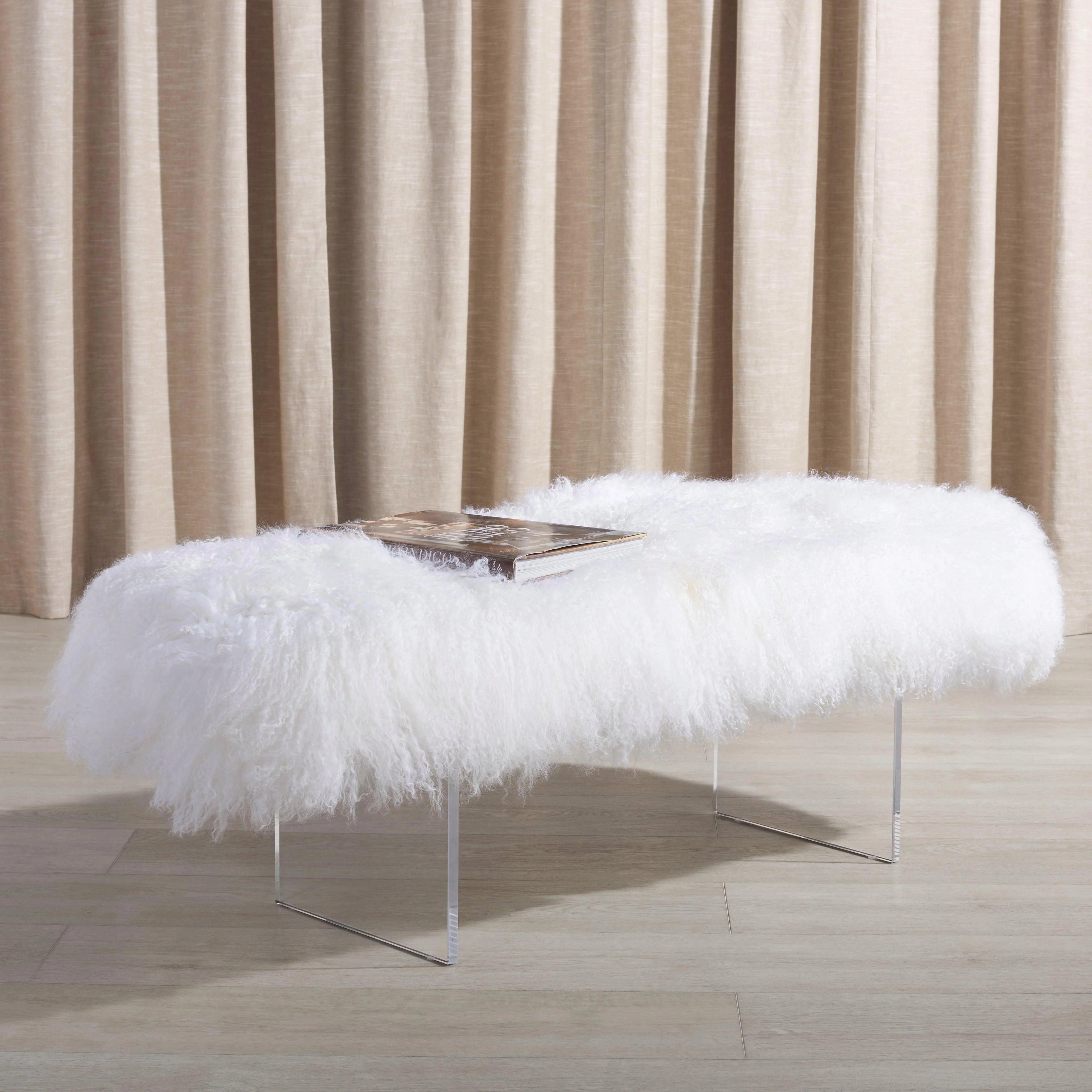 LILLIANA SHEEPSKIN OTTOMAN - Frankwebs