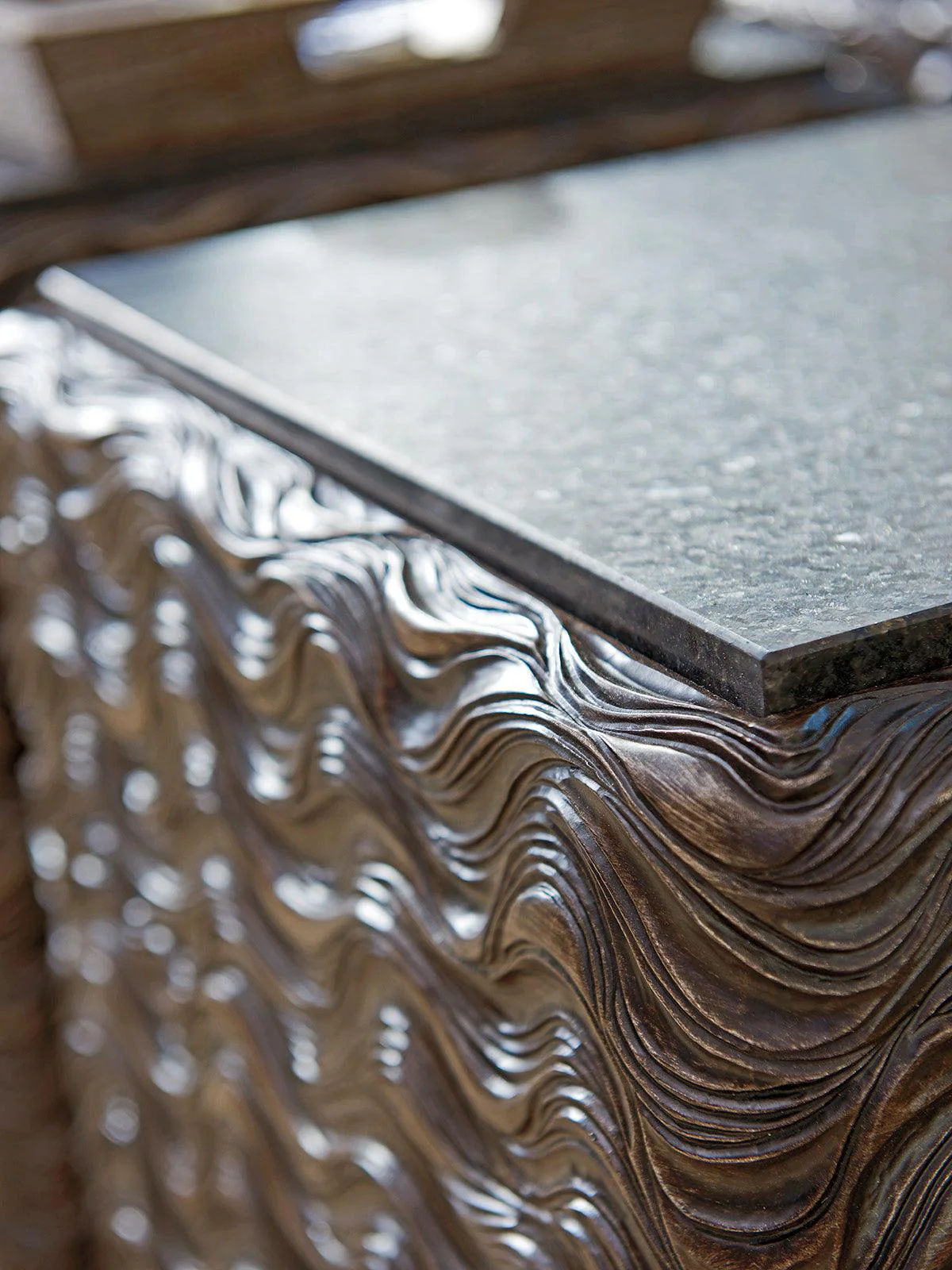 Shadow Play Talk Of The Town Cube End Table - Frankwebs