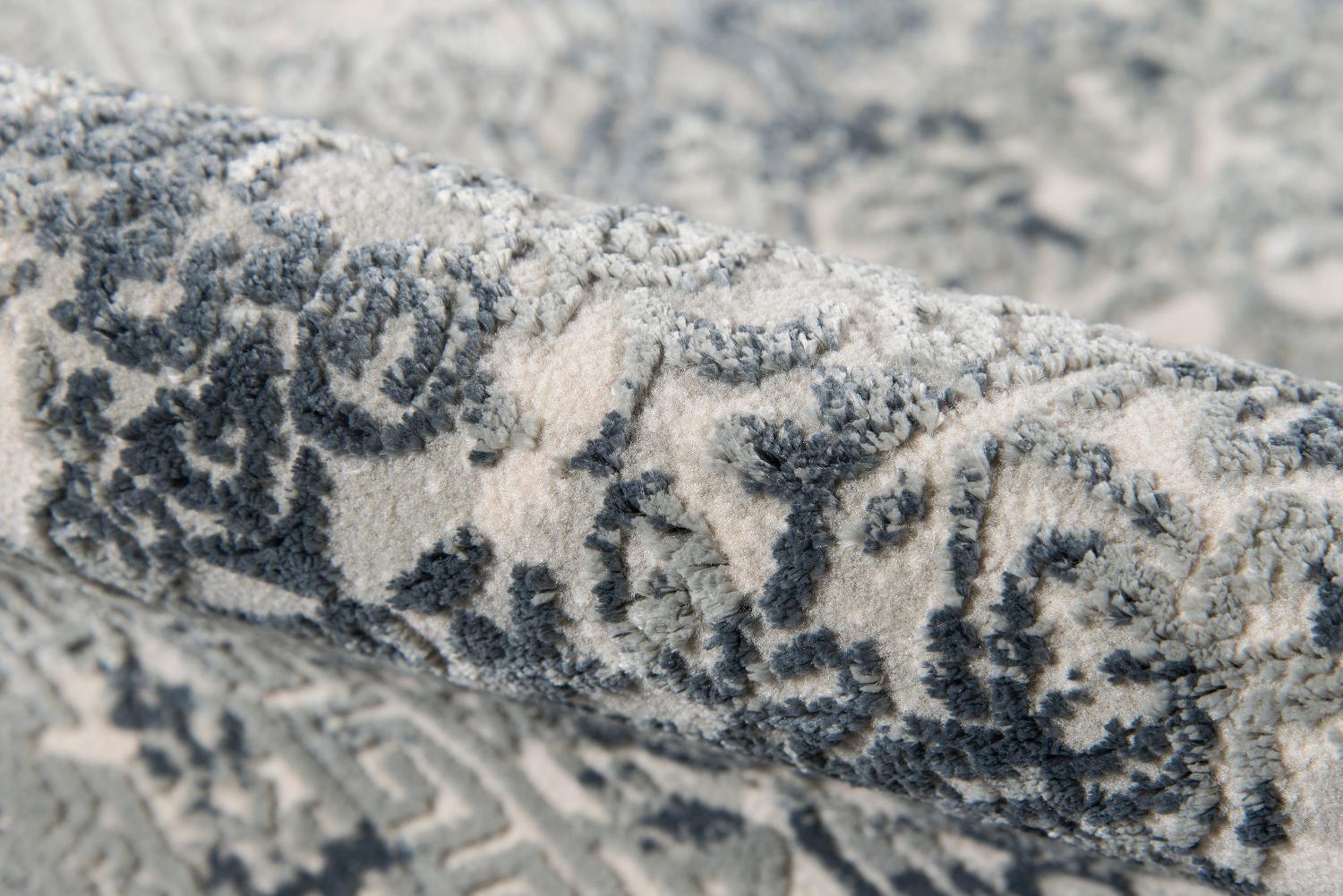 Genevieve 3 - Frankwebs