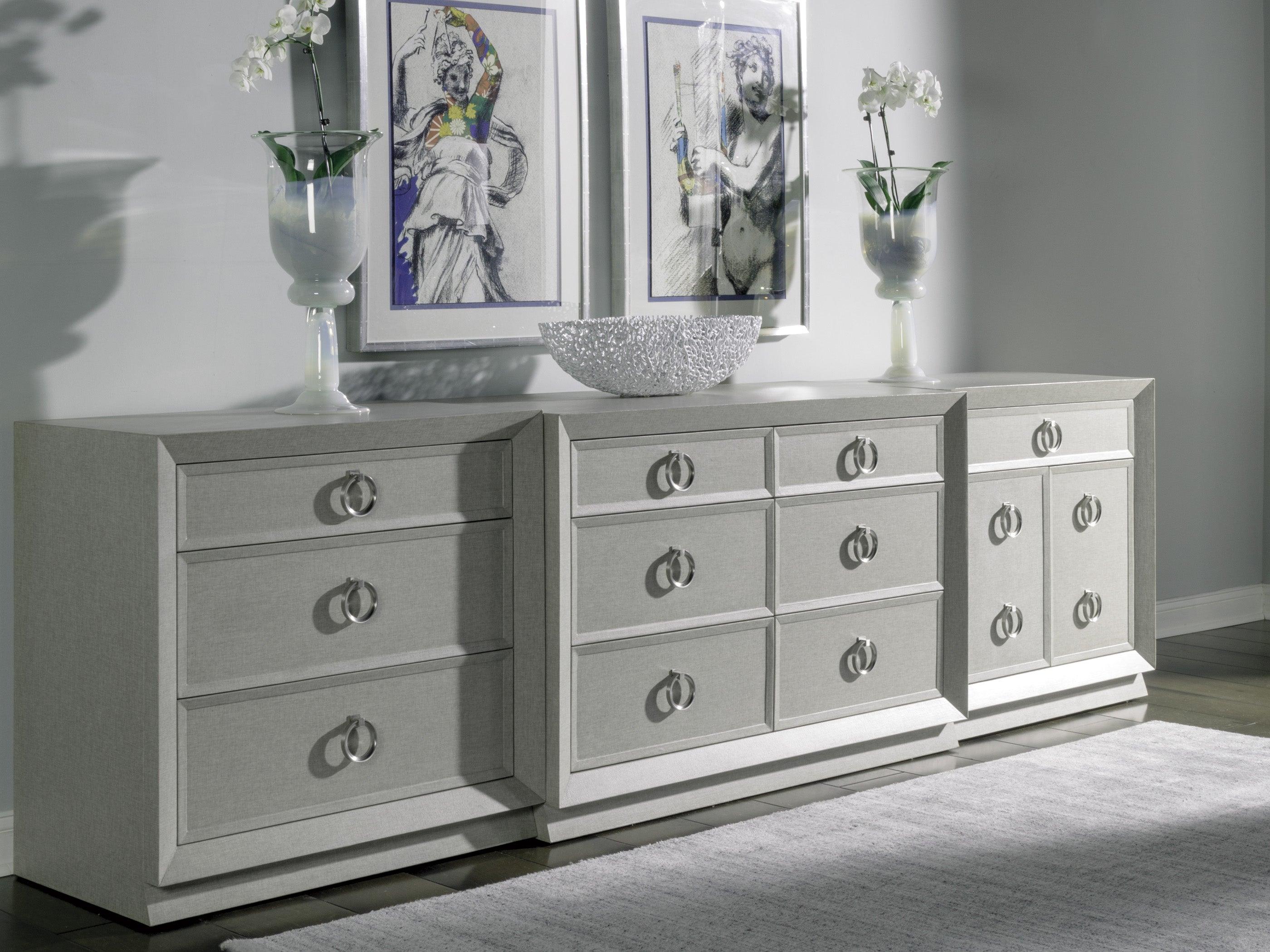 Signature Designs Zeitgeist Linen Hall Chest - Frankwebs