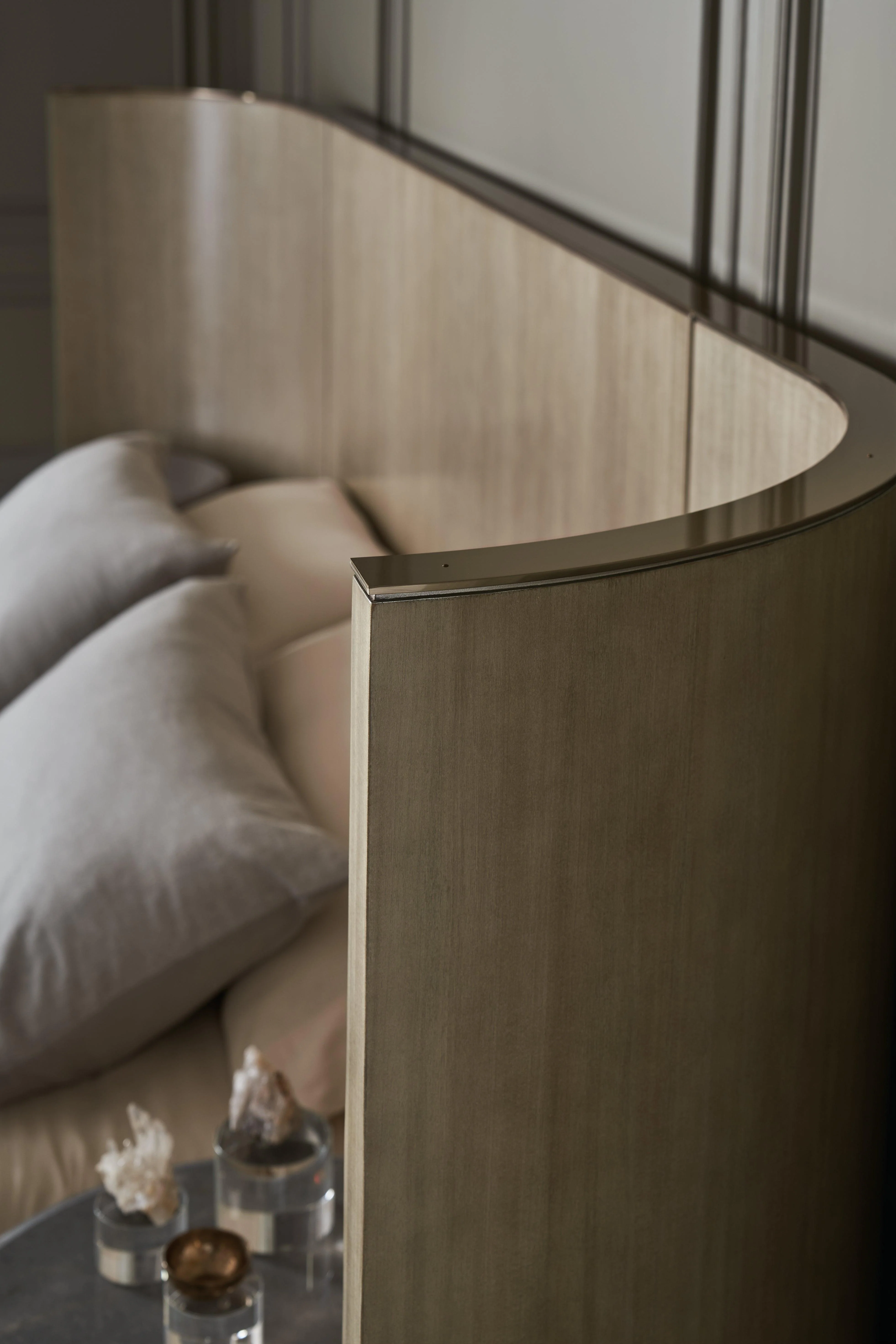 Classic Dream Chaser Bed With Wings - Frankwebs