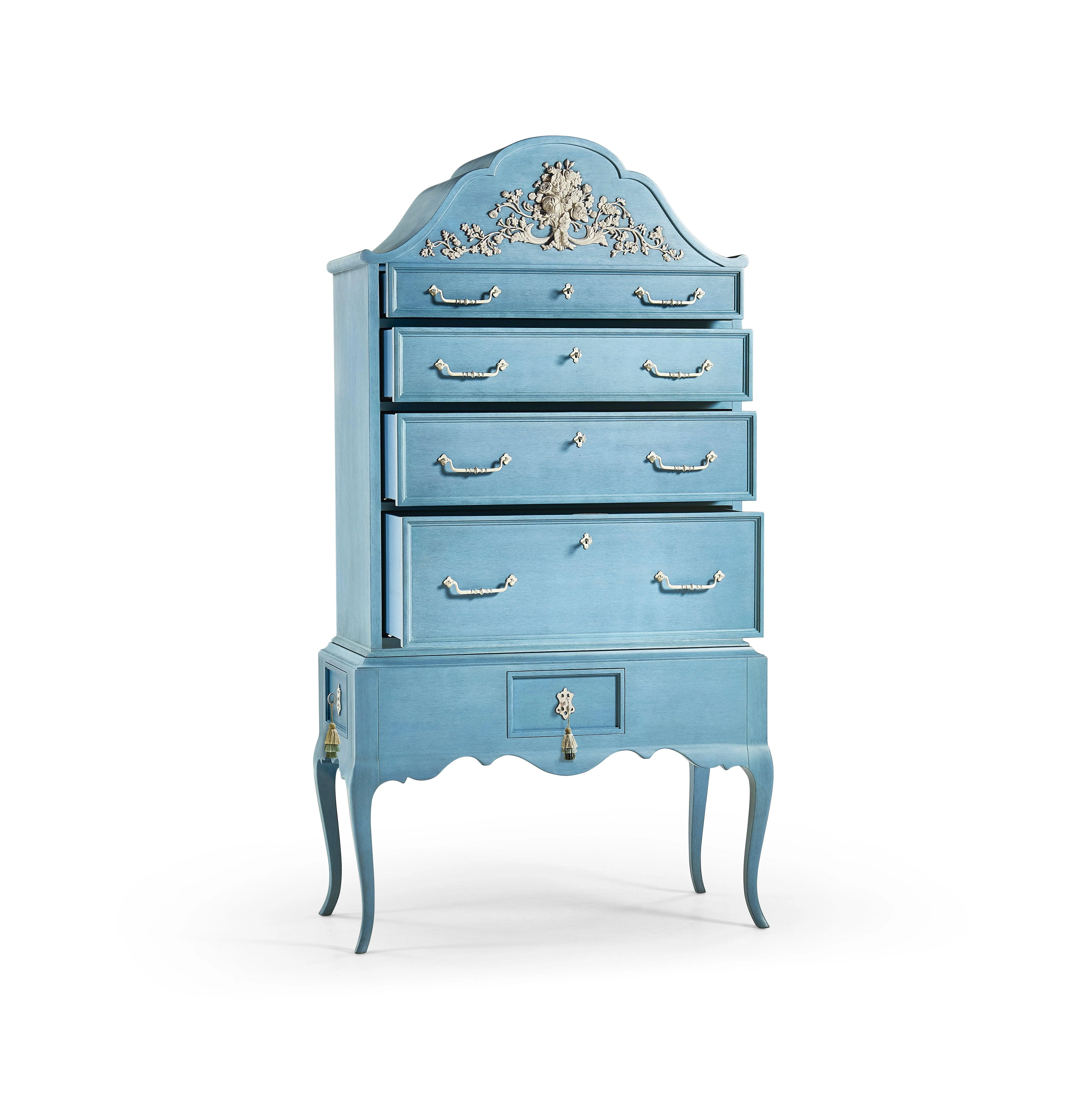 Cirrus Carved Tallboy - Frankwebs