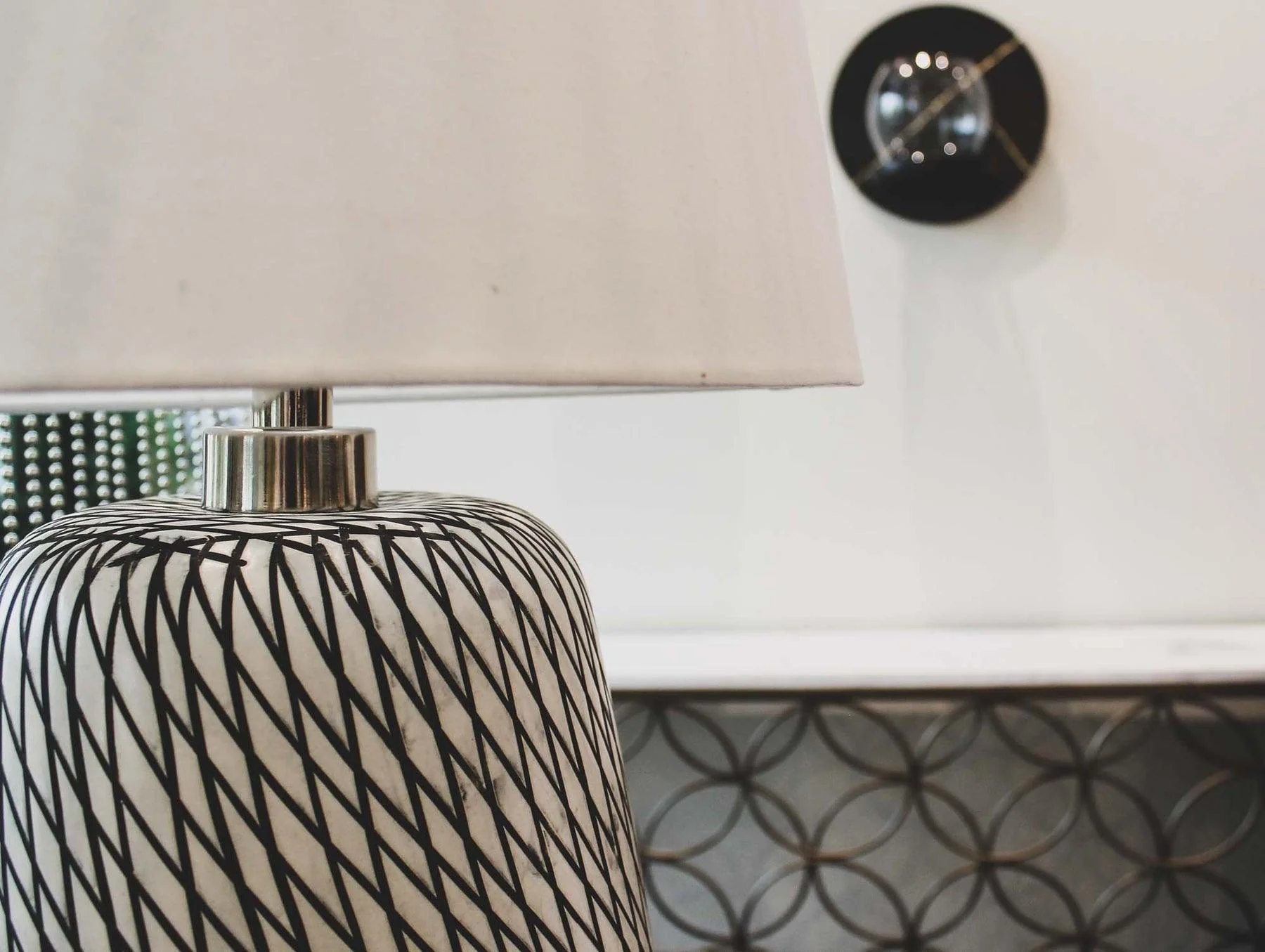 Skye Swirl Lamp - Frankwebs