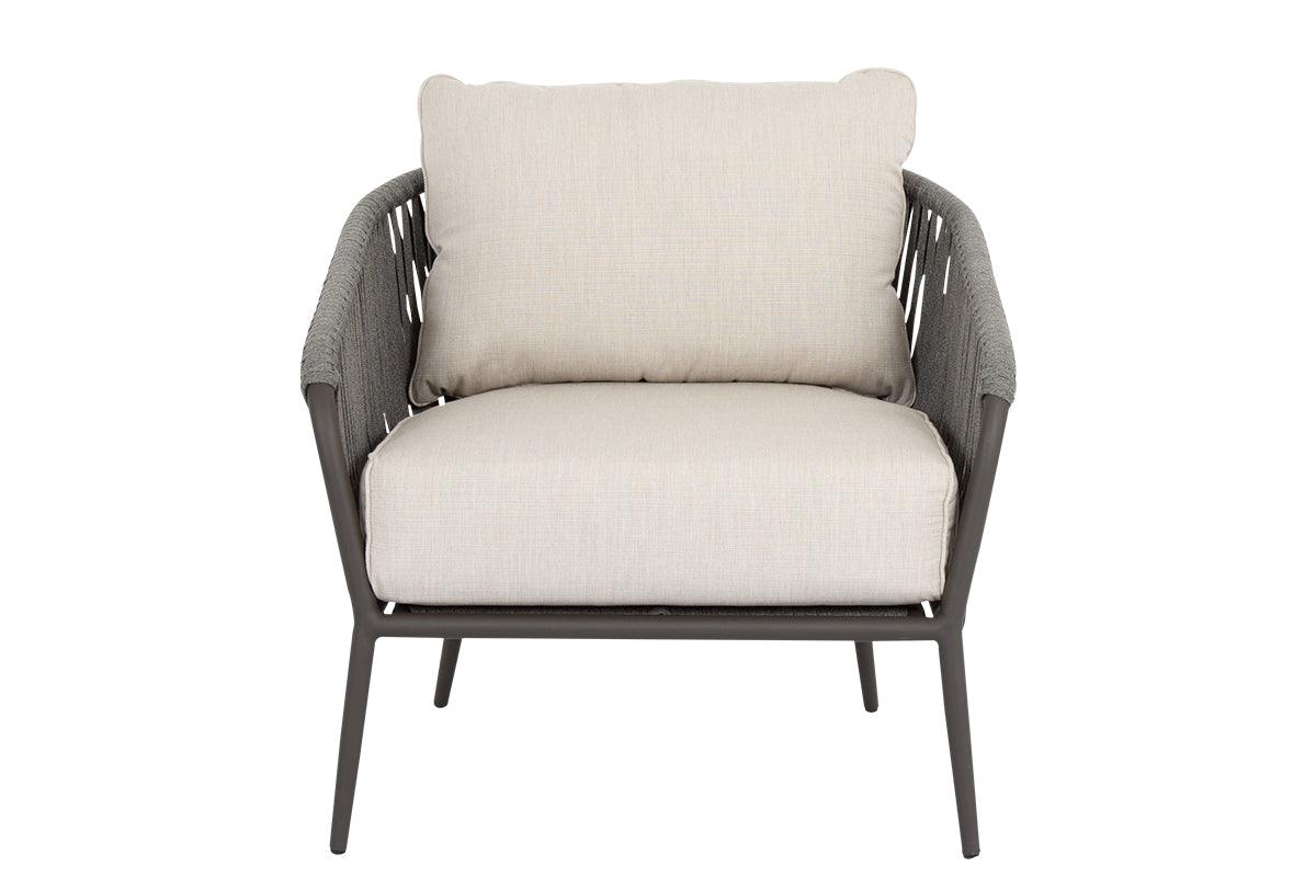 Florence Club Chair in Echo Ash, No Welt - Frankwebs