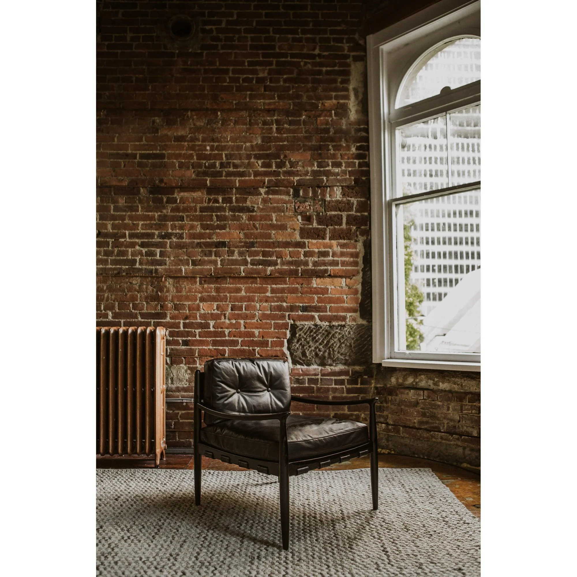 Turner Leather Chair - Frankwebs