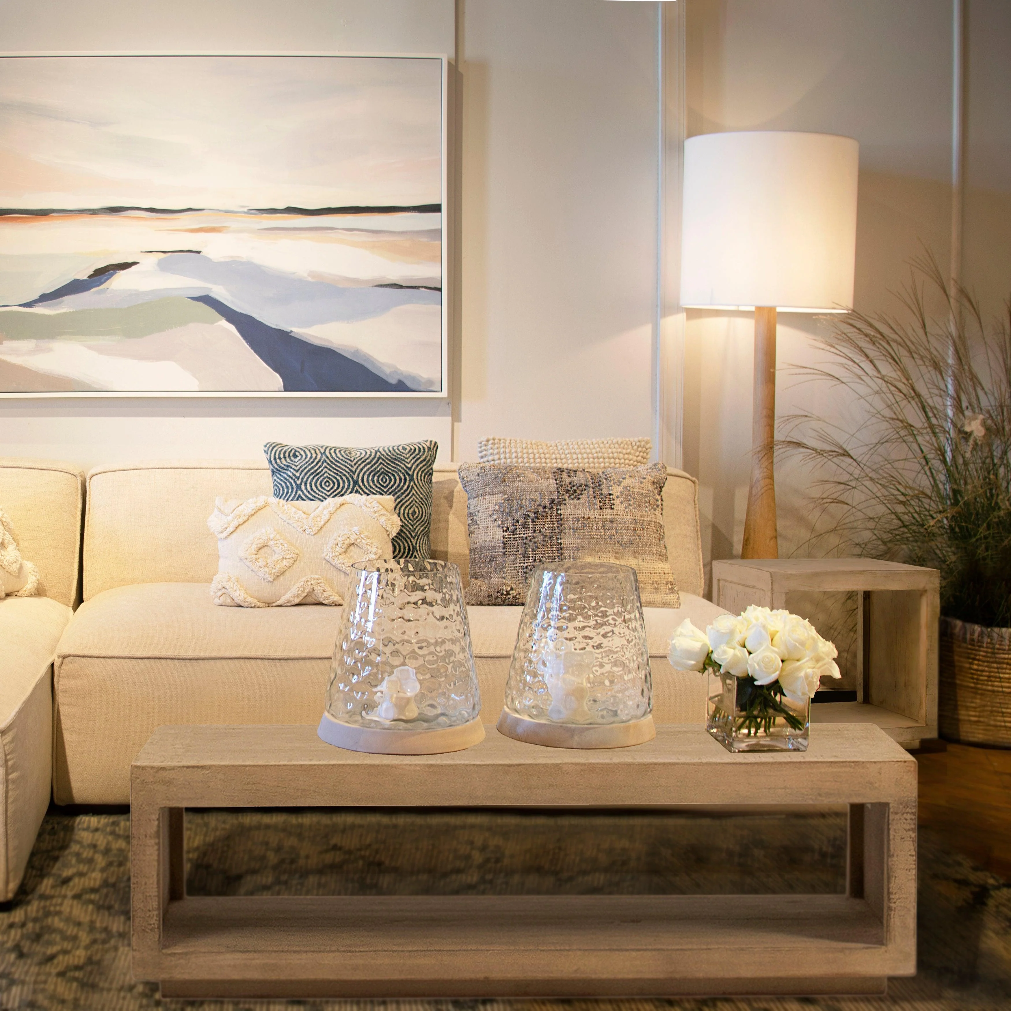 Daphnee Coffee Table - Frankwebs