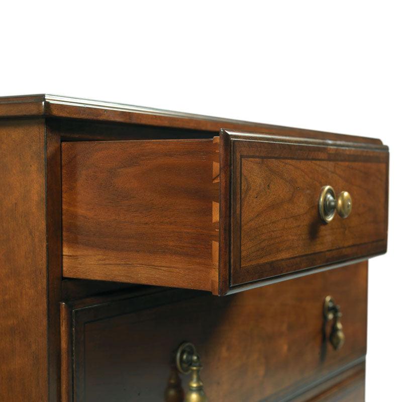 Witney Bedside Chest - Frankwebs
