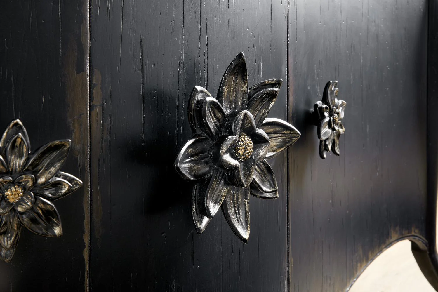 Sanctuary Bien Ame Buffet - Frankwebs