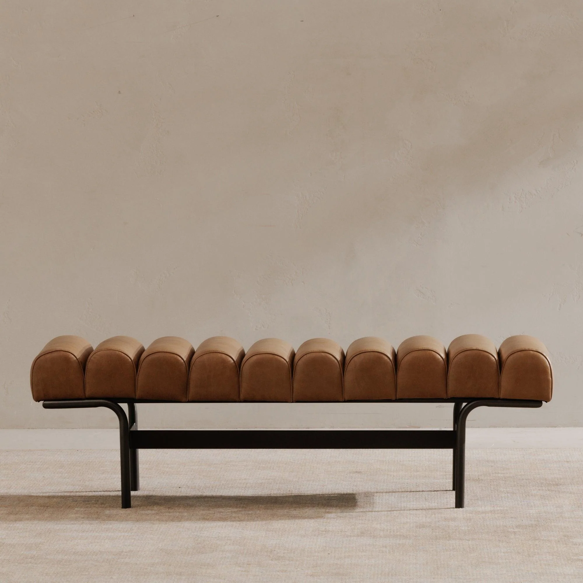 Harrison Bench Tan - Frankwebs