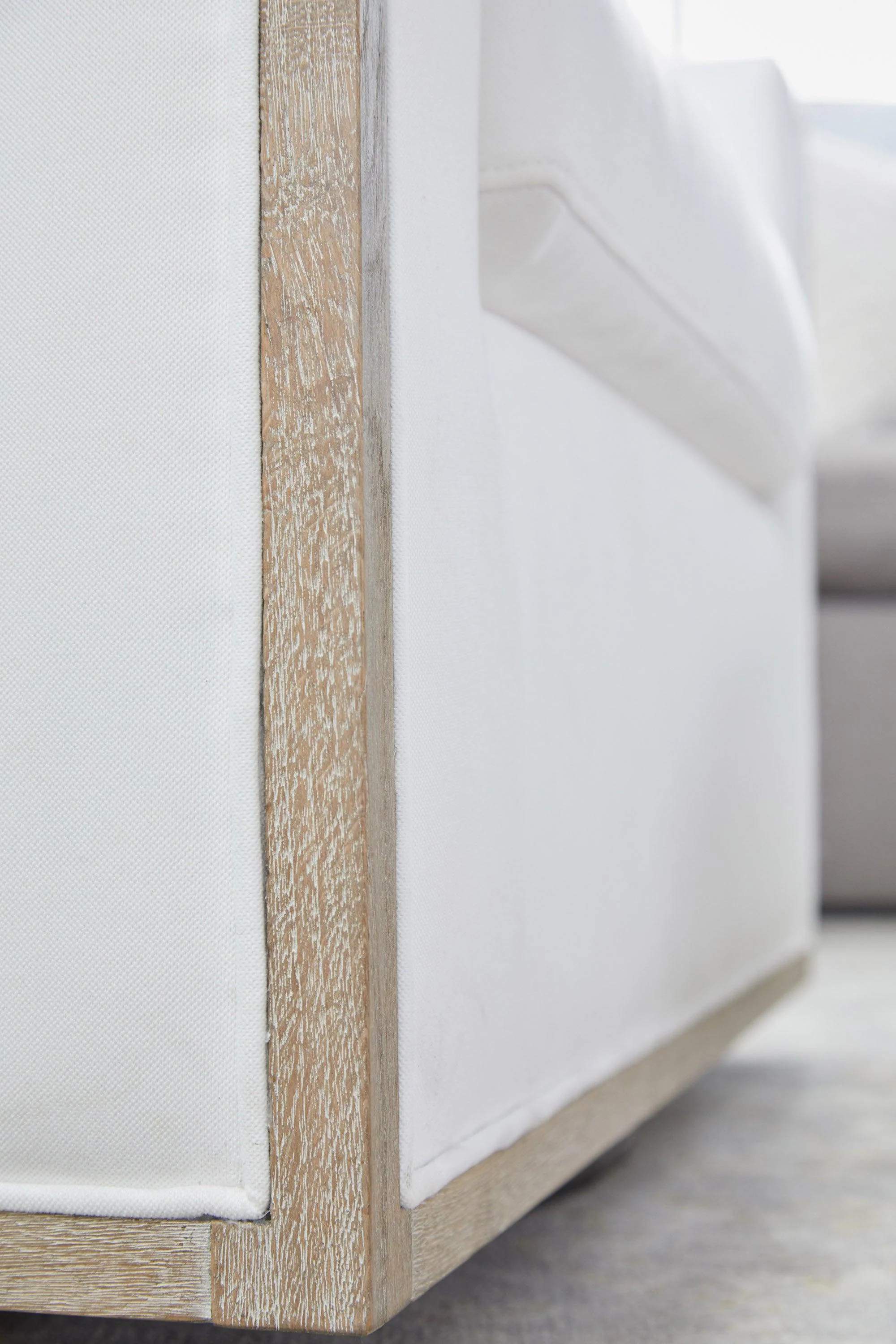 Paxton Swivel Club Chair - Frankwebs