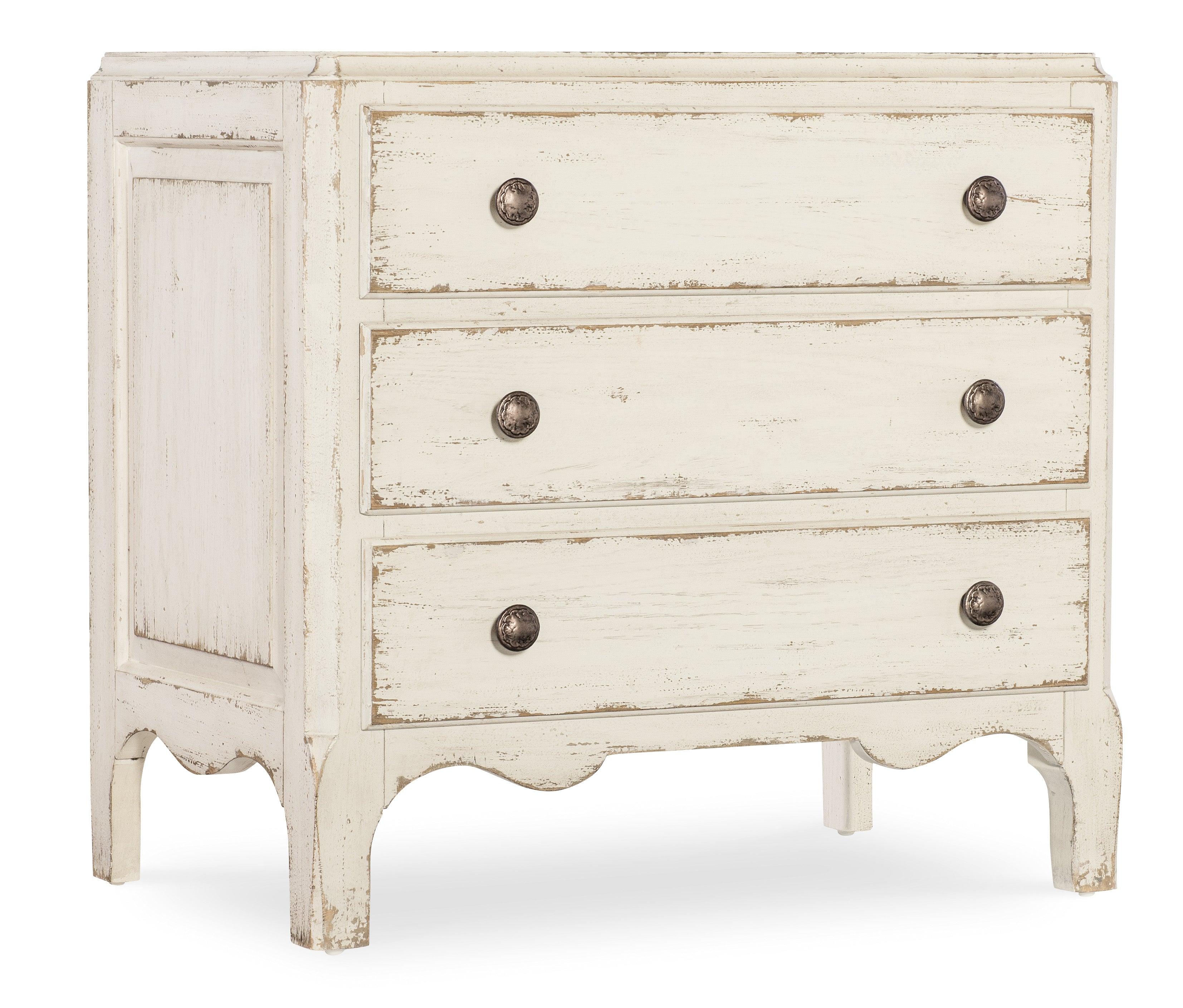 Americana Three-Drawer Nightstand 1 - Daisy - Frankwebs