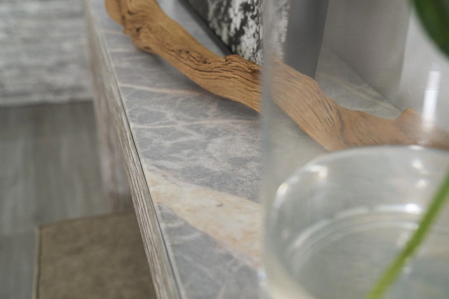 Amani Sofa Table - Frankwebs