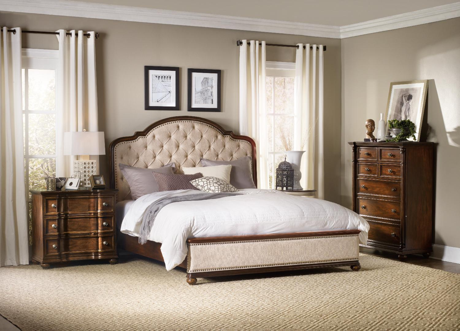 Leesburg Upholstered Bed with Wood Rails - Frankwebs
