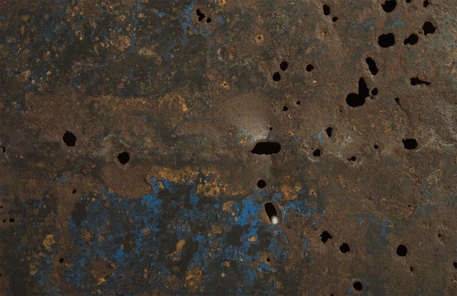 Crumpled Oil Drum Pedestal, Wood Top - Frankwebs