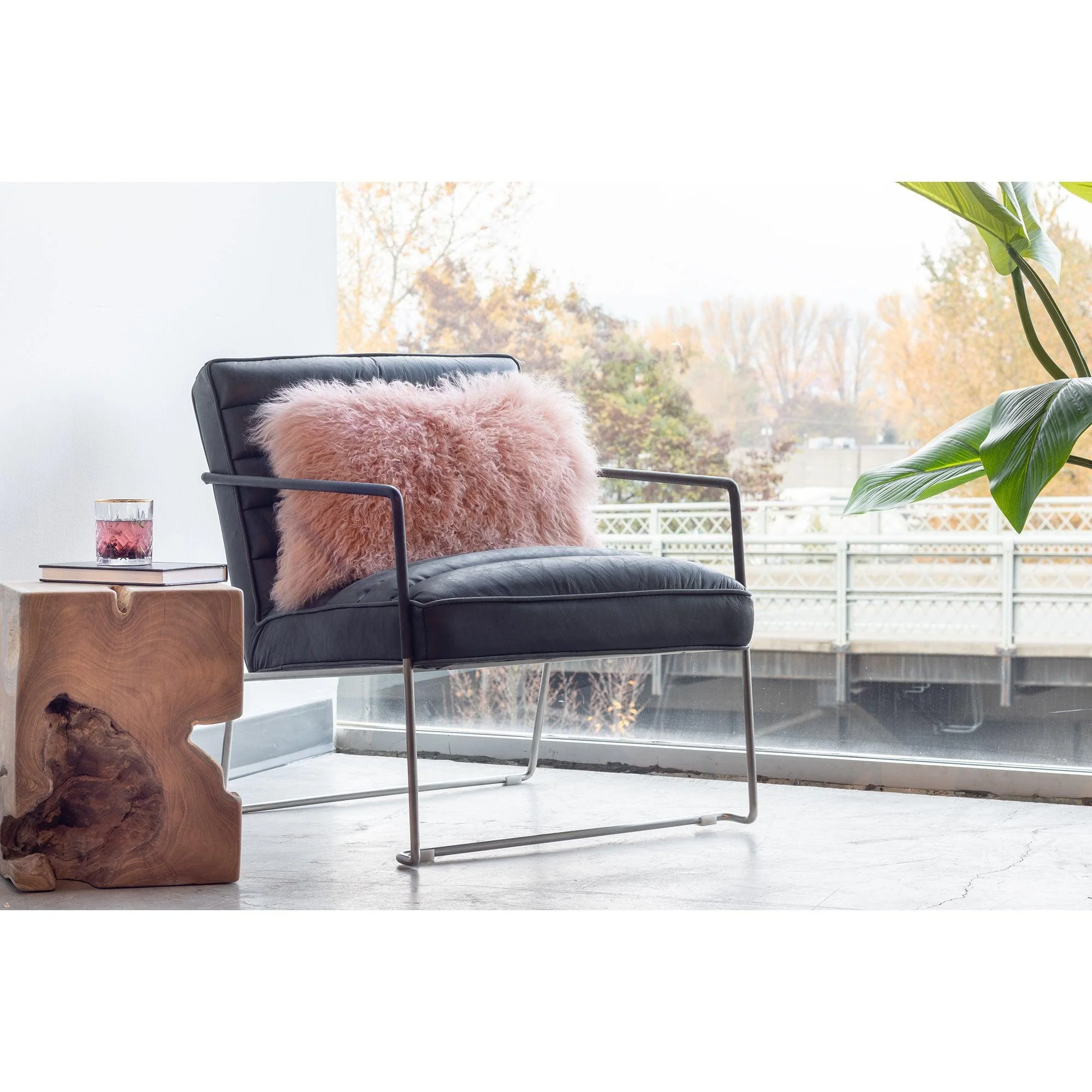 Desmond Club Chair Onyx Black Leather - Frankwebs