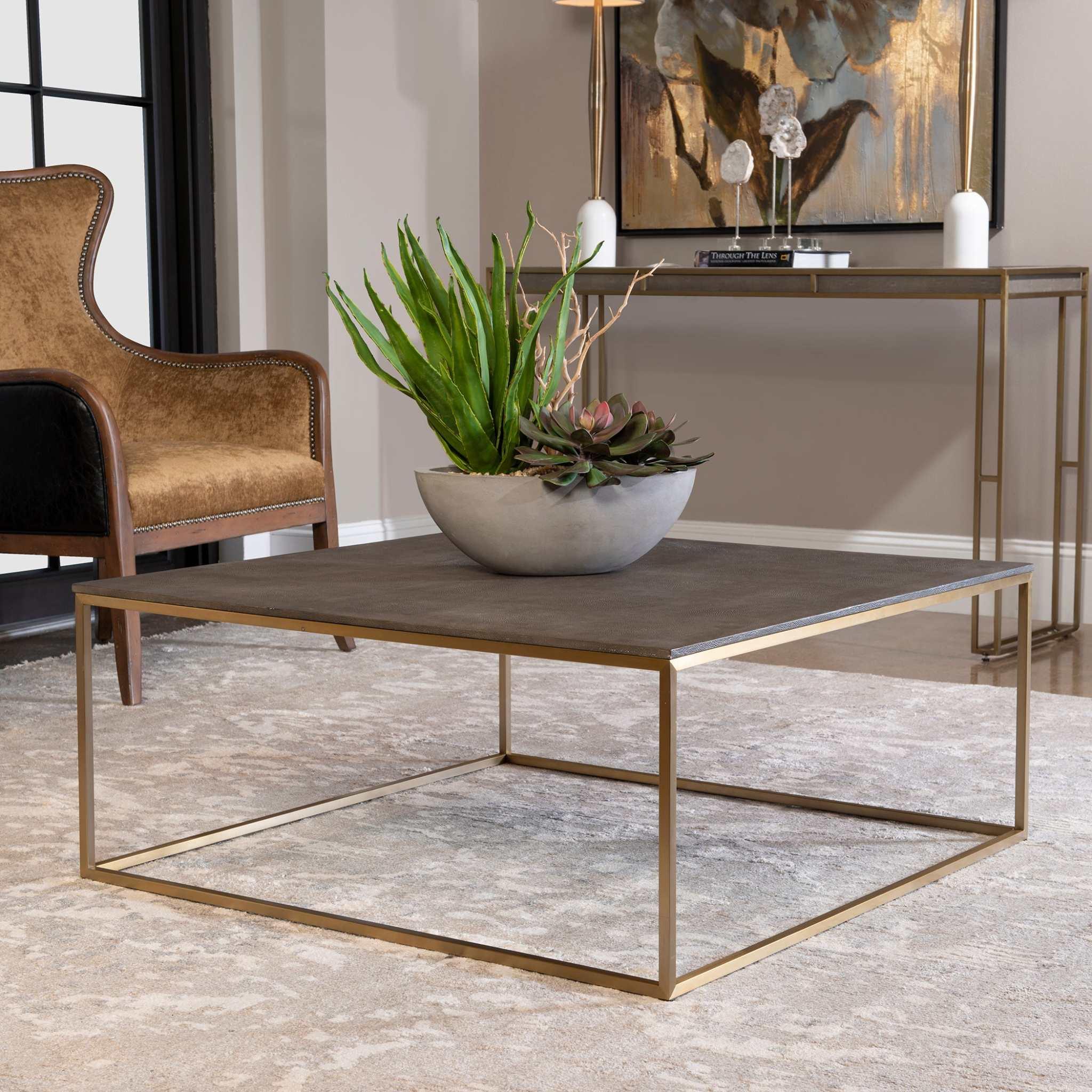 TREBON MODERN COFFEE TABLE - Frankwebs