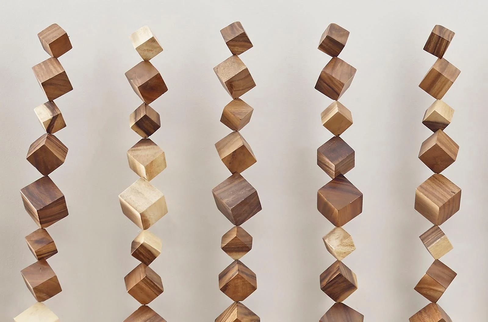 Dice Wall Art, Chamcha Wood, Natural - Frankwebs