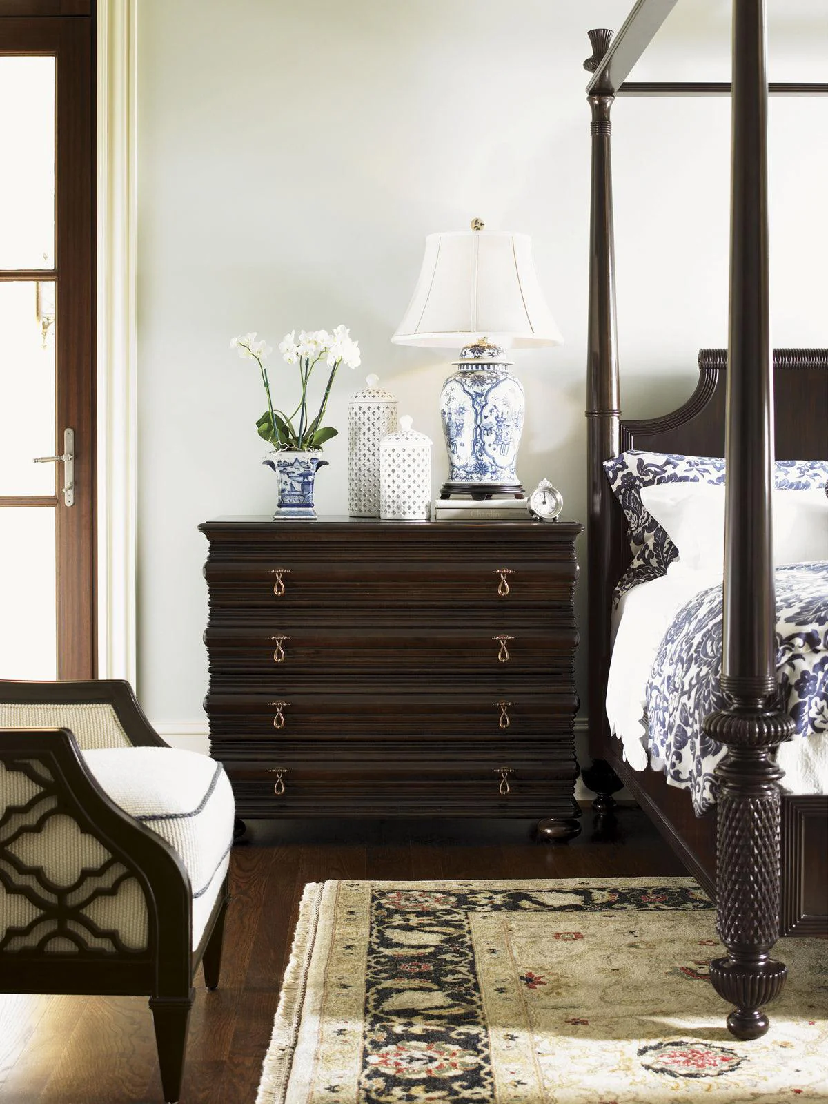 Royal Kahala Black Sands Night Dresser - Frankwebs