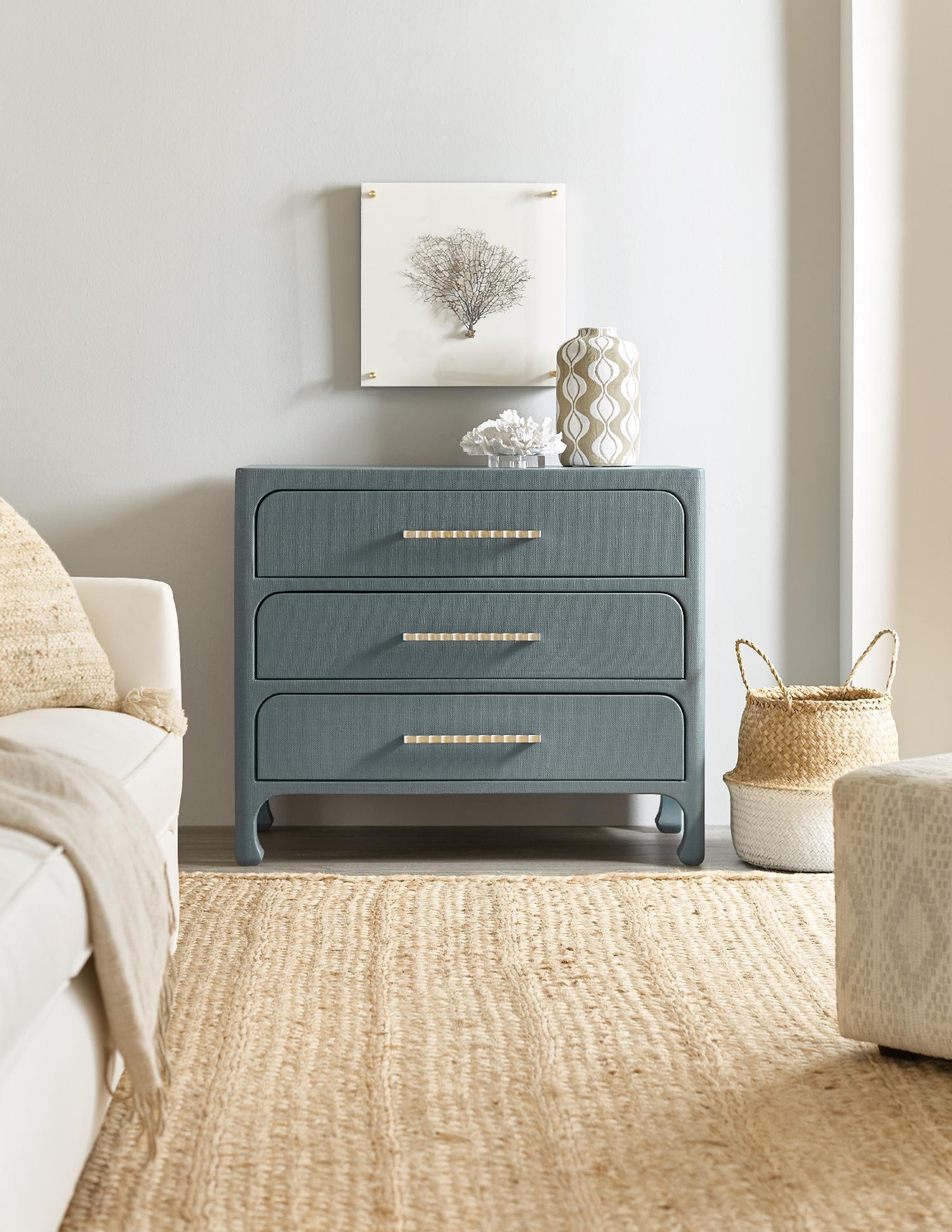 Serenity Cruiser Accent Chest - Frankwebs