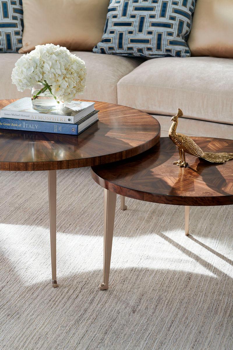 ONE OF THE BUNCH COCKTAIL TABLE - Frankwebs