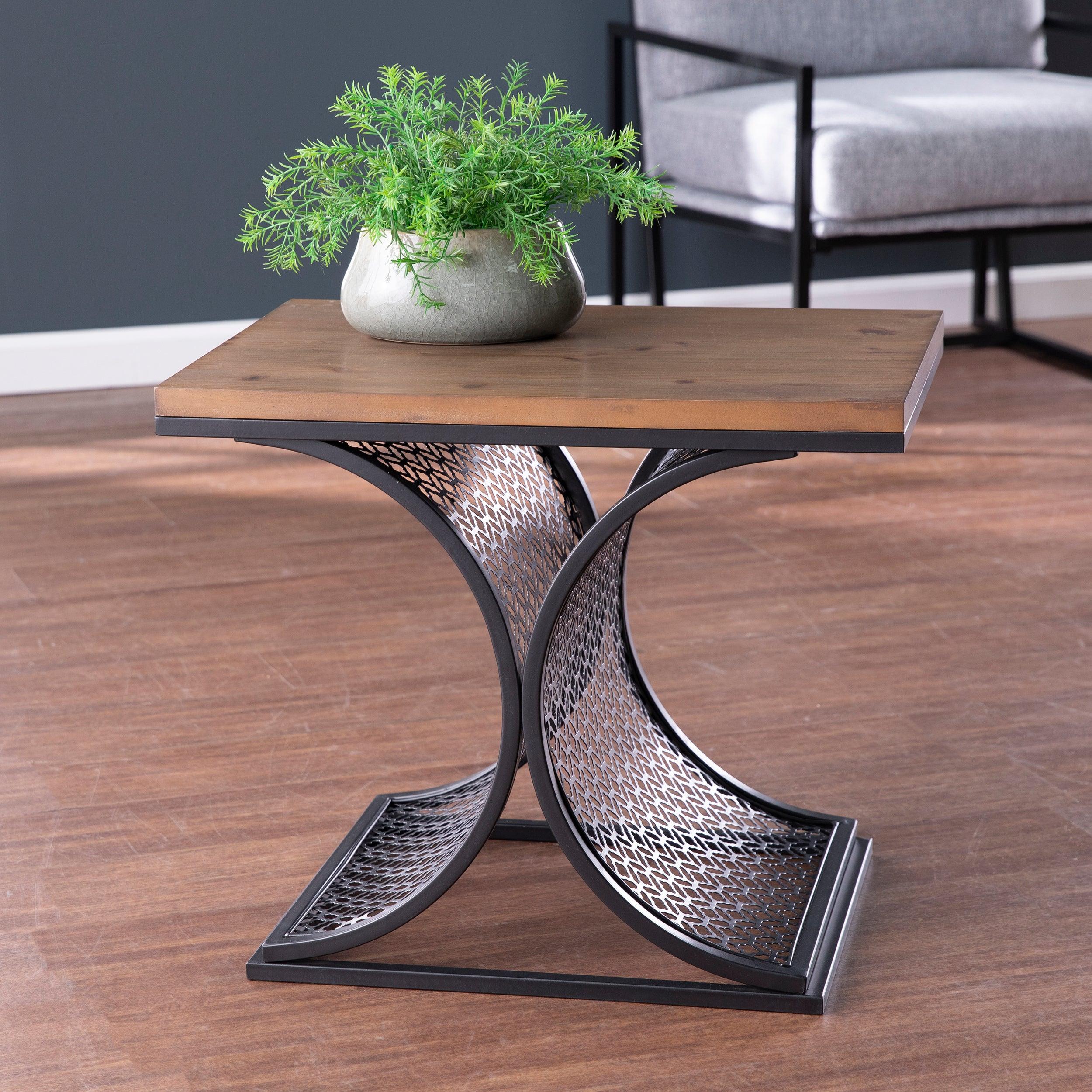 Chapnily Two-Tone Accent Table - Frankwebs