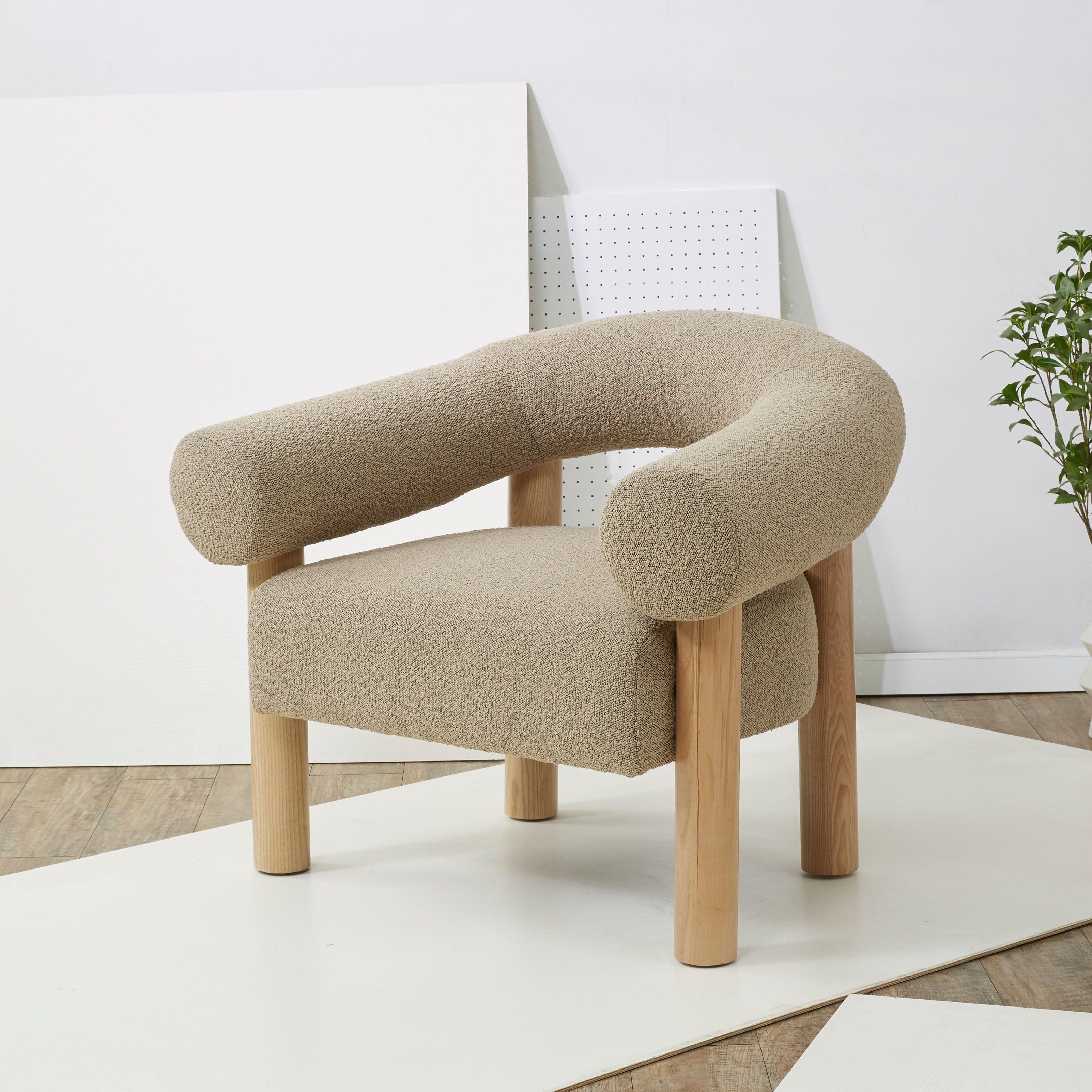 CARLEIGH BOUCLE ACCENT CHAIR - Frankwebs