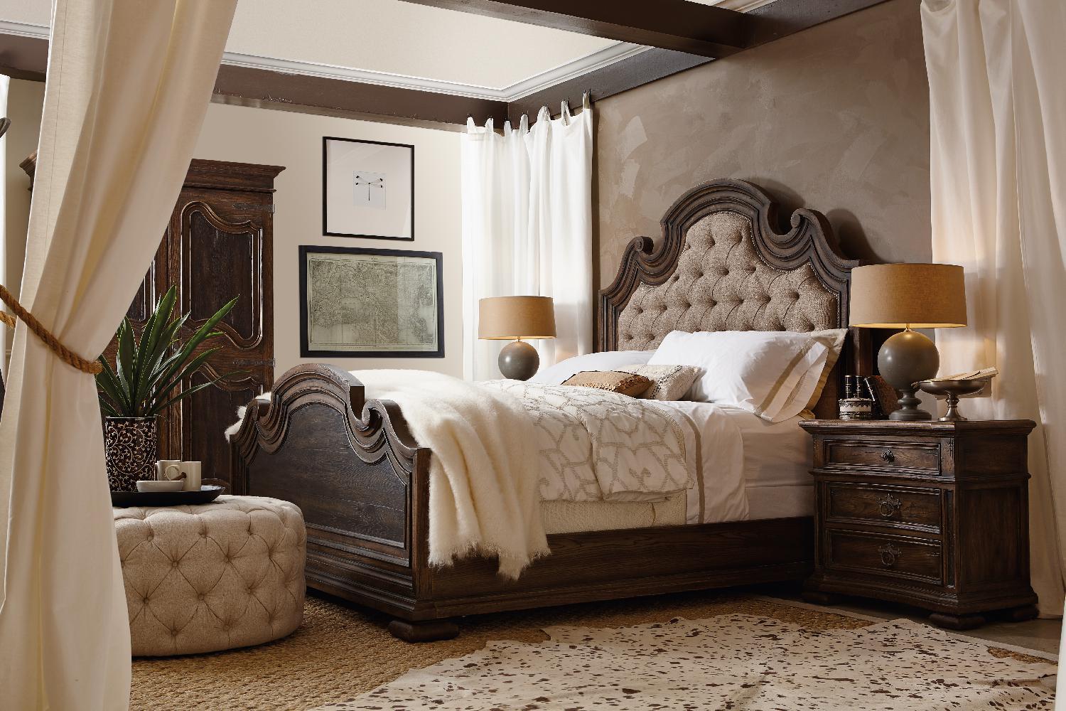 Fair Oaks Upholstered Bed - Frankwebs