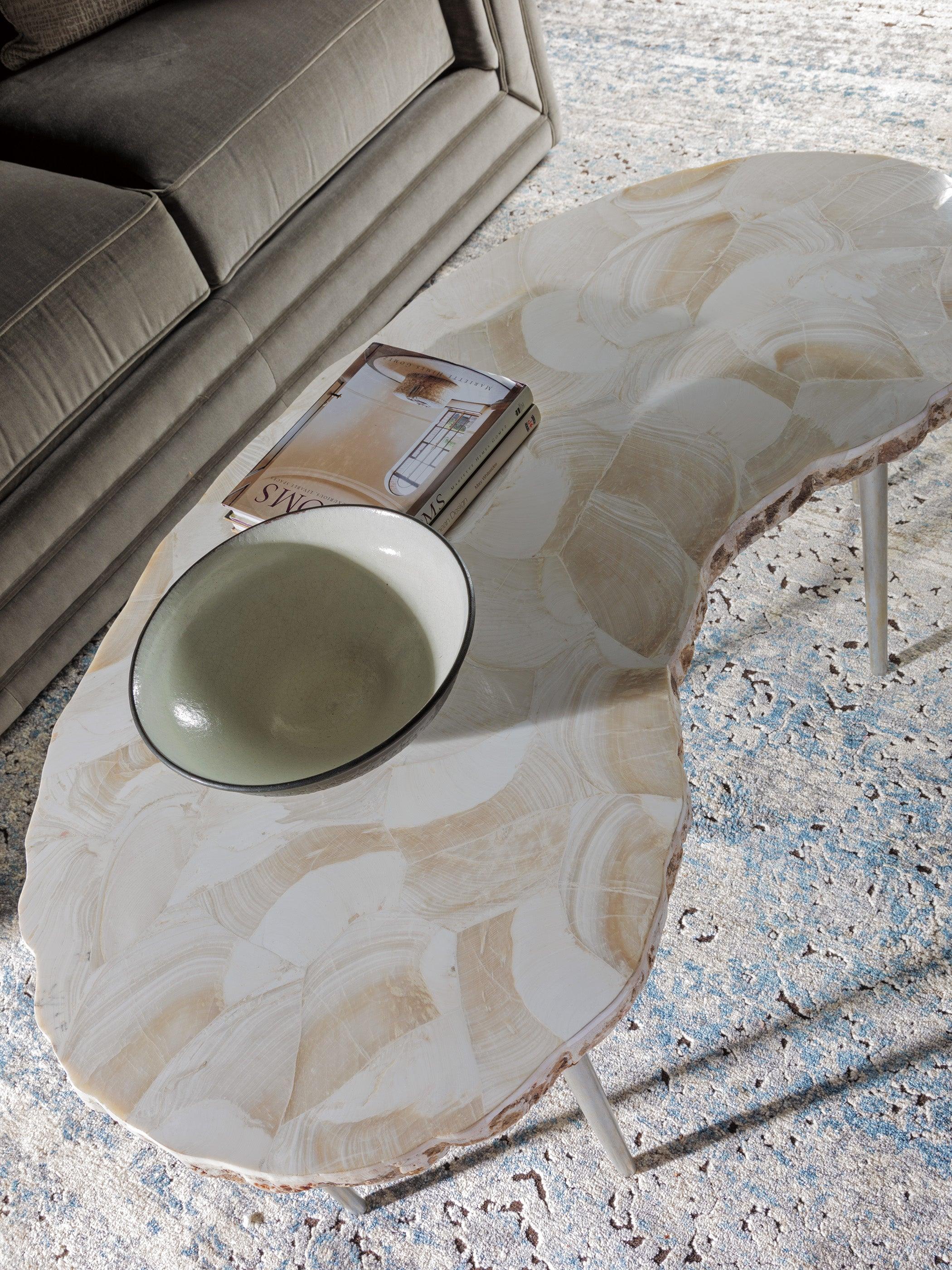 Signature Designs Seamount Kidney Cocktail Table - Frankwebs