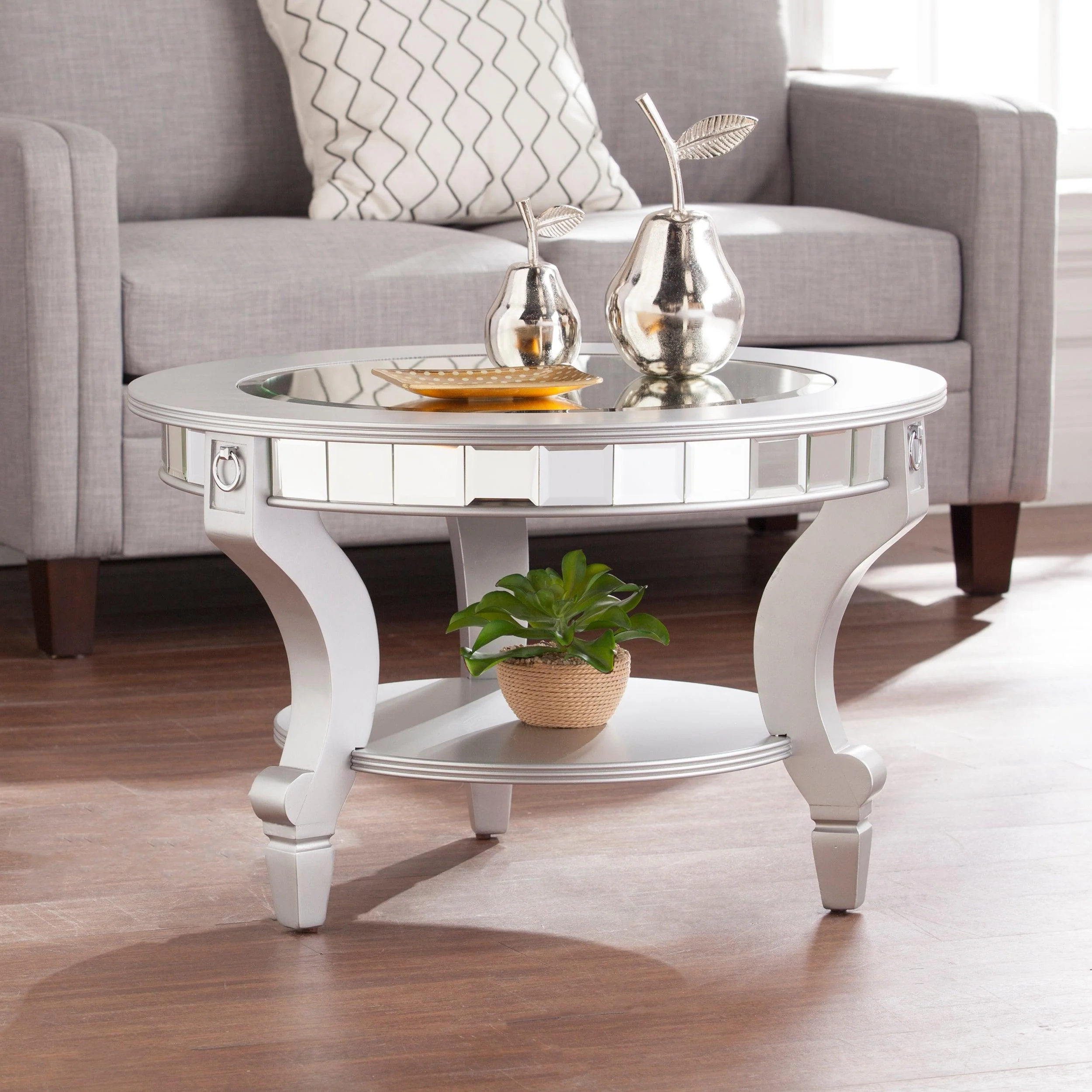 Linsay Mirrored Round Cocktail Table - Frankwebs