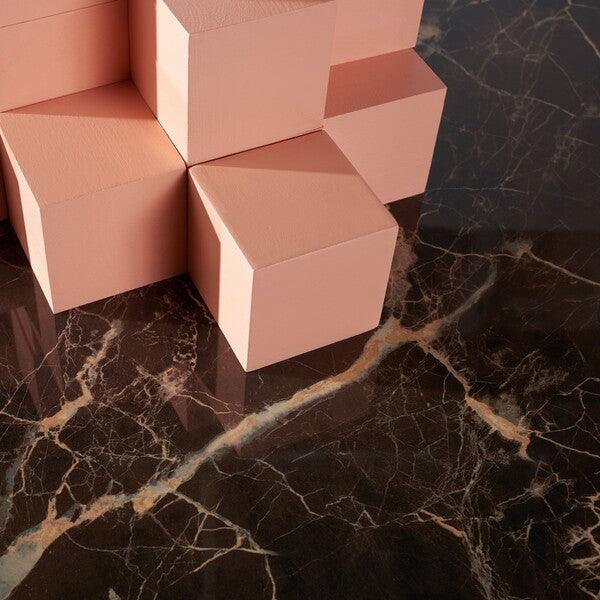 BRITTA METAL DINING TABLE - Frankwebs