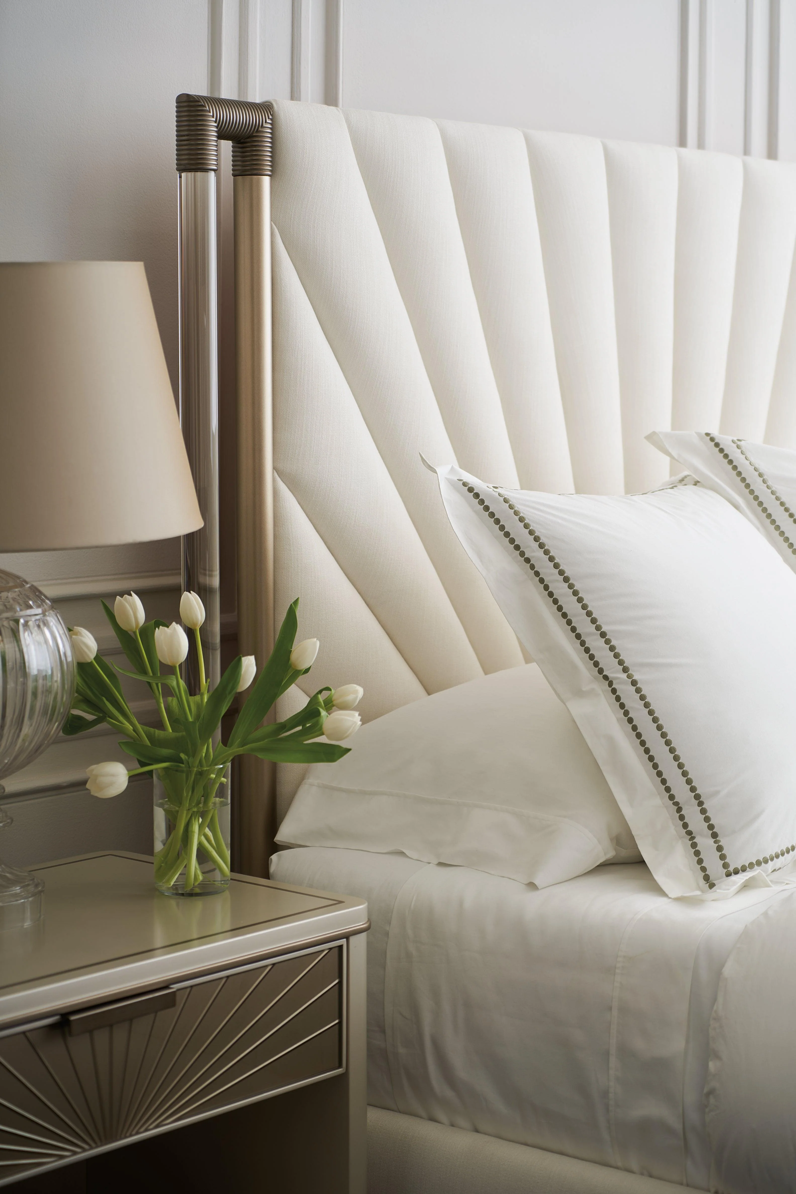 Valentina Upholstered Bed - Frankwebs