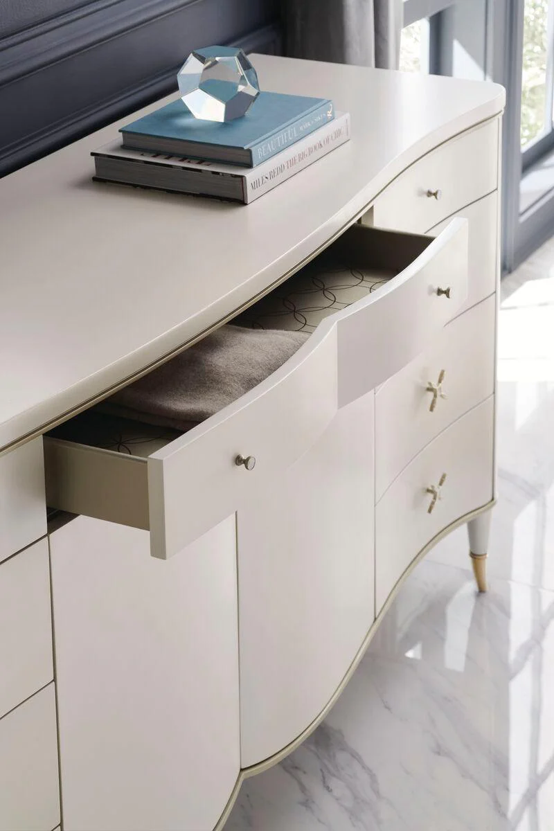 BELLE OF THE BALL DRESSER - Frankwebs