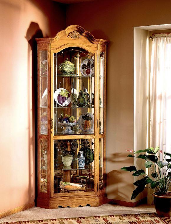 Wilshire Corner Curio Cabinet - Frankwebs