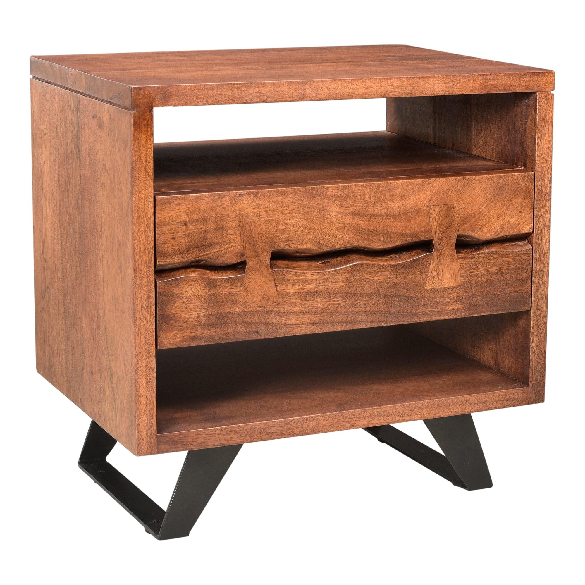 Madagascar Nightstand 1 - Frankwebs