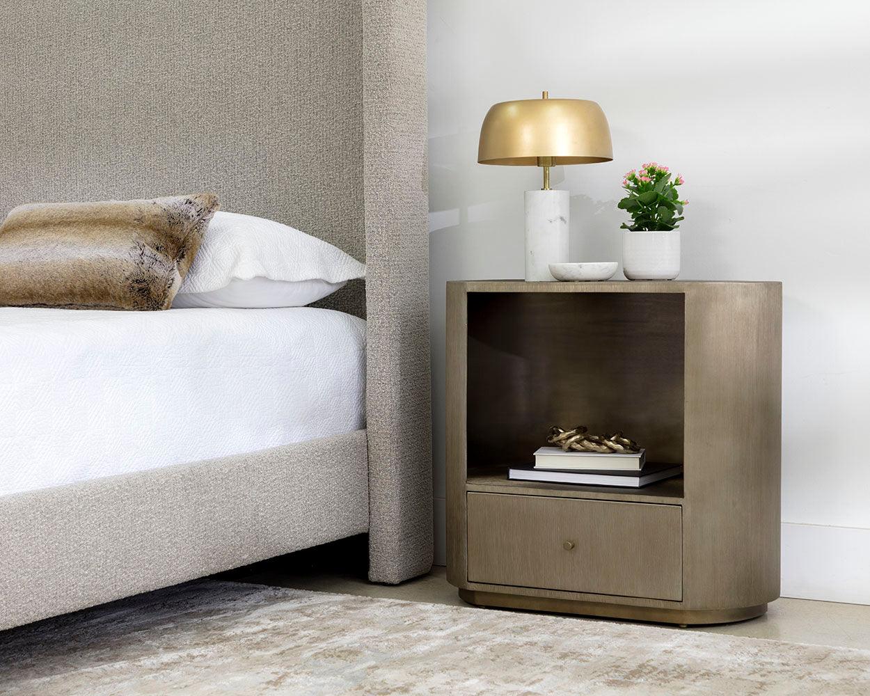 Siena Nightstand - Frankwebs