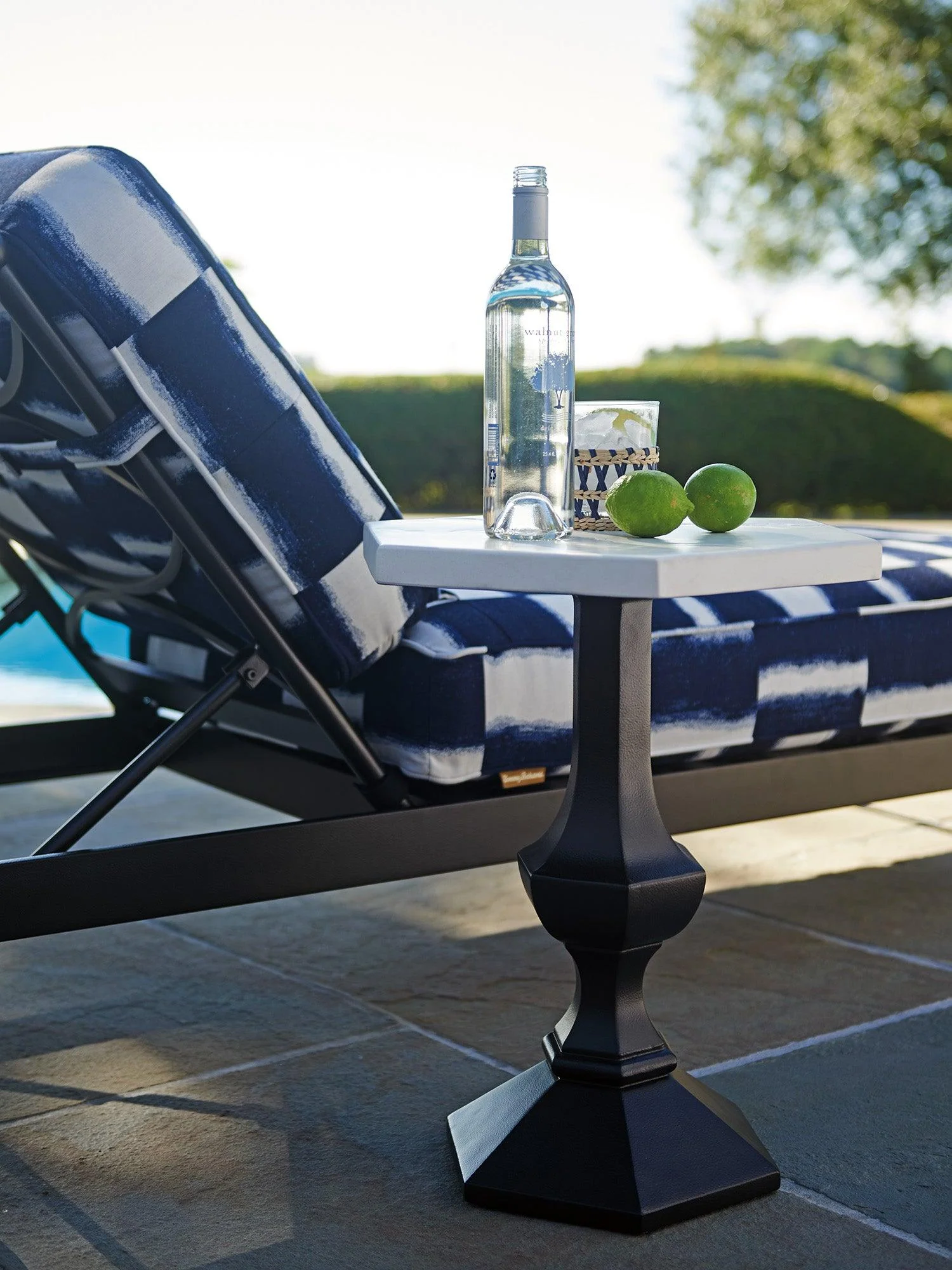 Pavlova Accent Table - Frankwebs