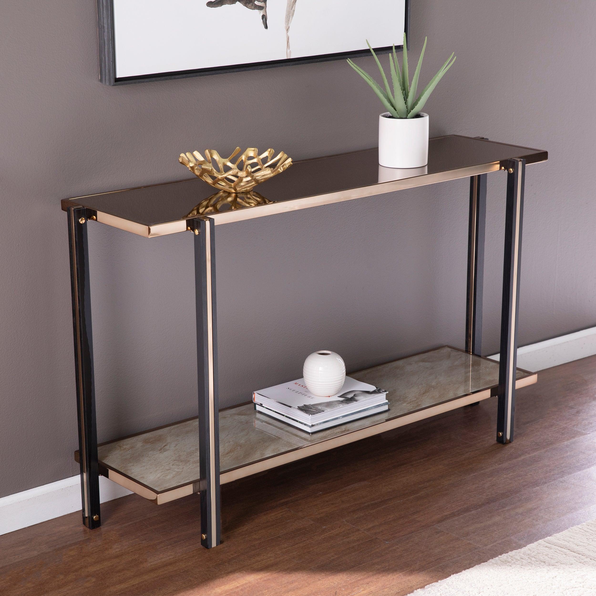 Thornsett Console Table w/ Mirrored Top - Frankwebs