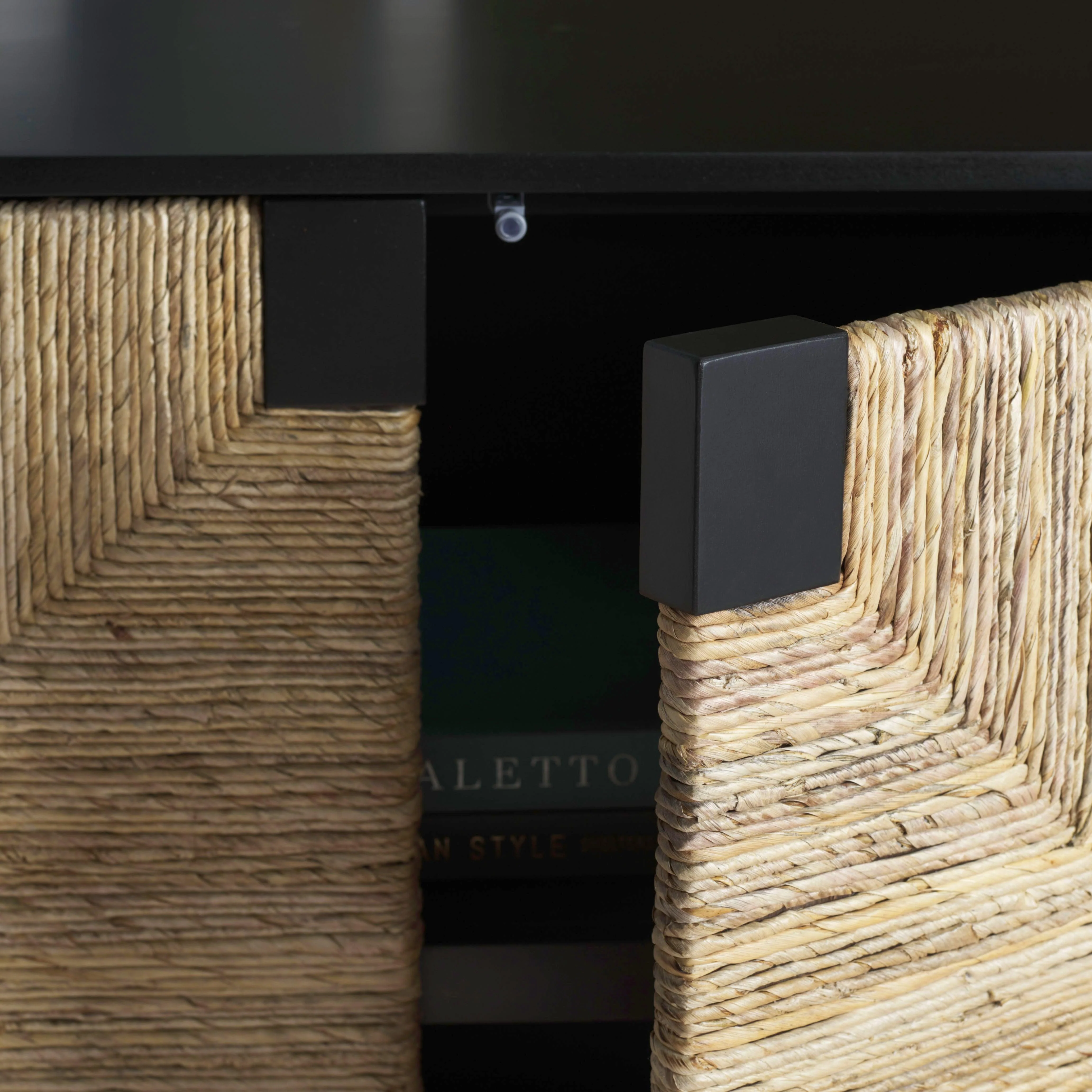 ROSEANNE BANANA STEM SIDEBOARD - Frankwebs