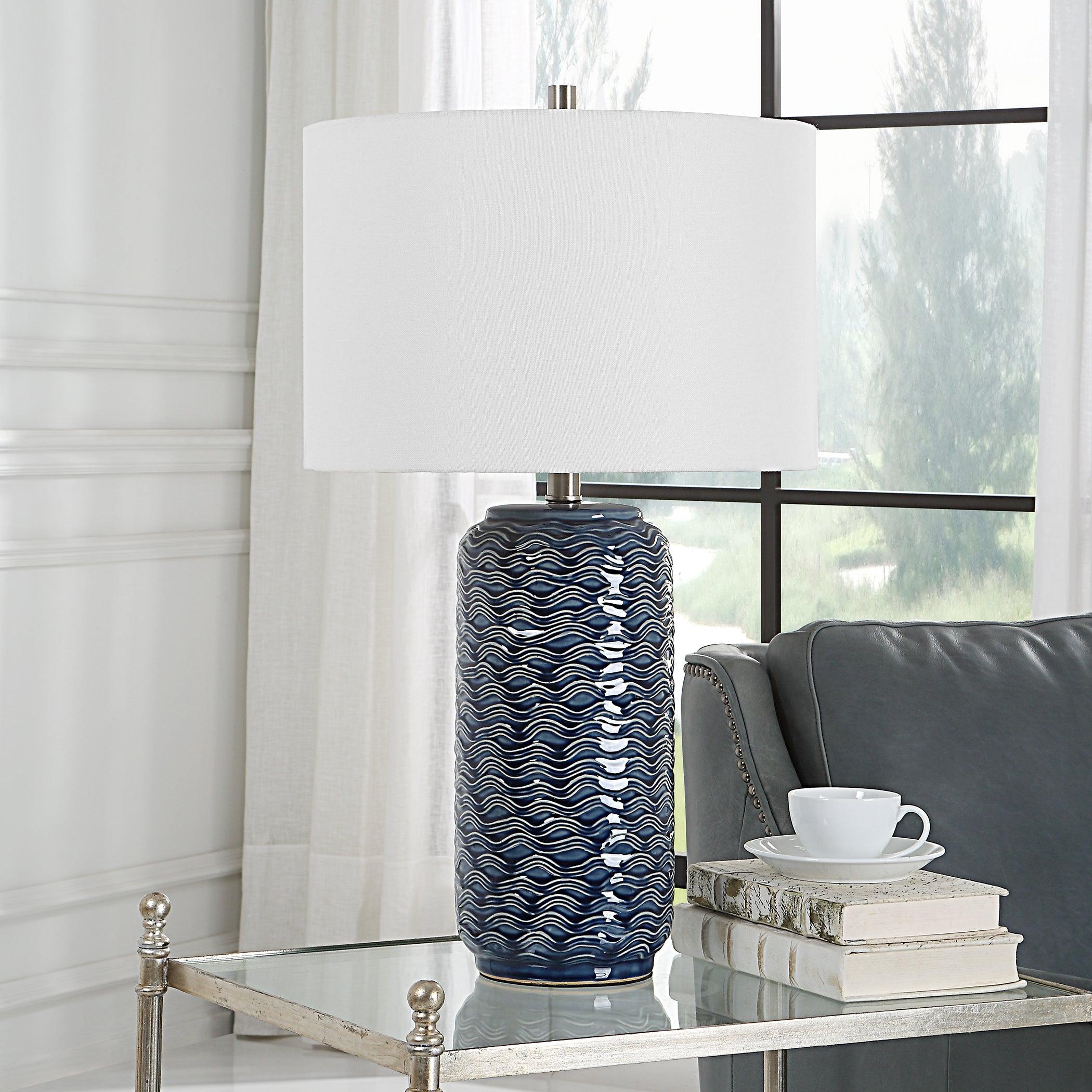 TALON TABLE LAMP - Frankwebs