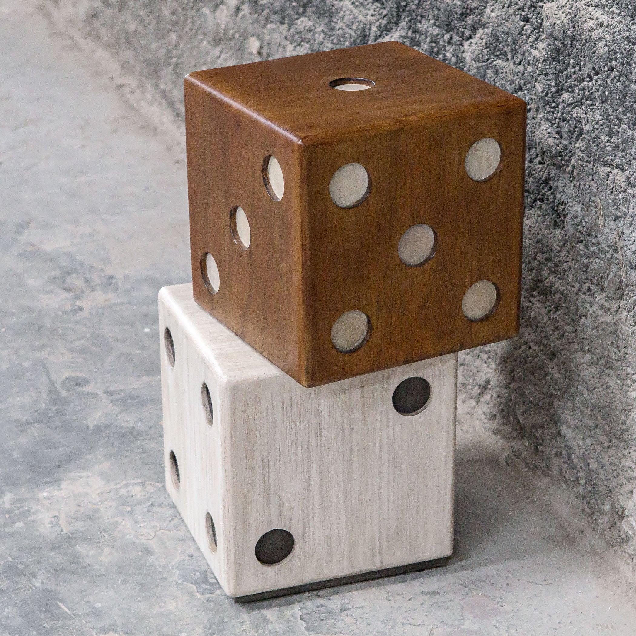 ROLL THE DICE ACCENT TABLE - Frankwebs