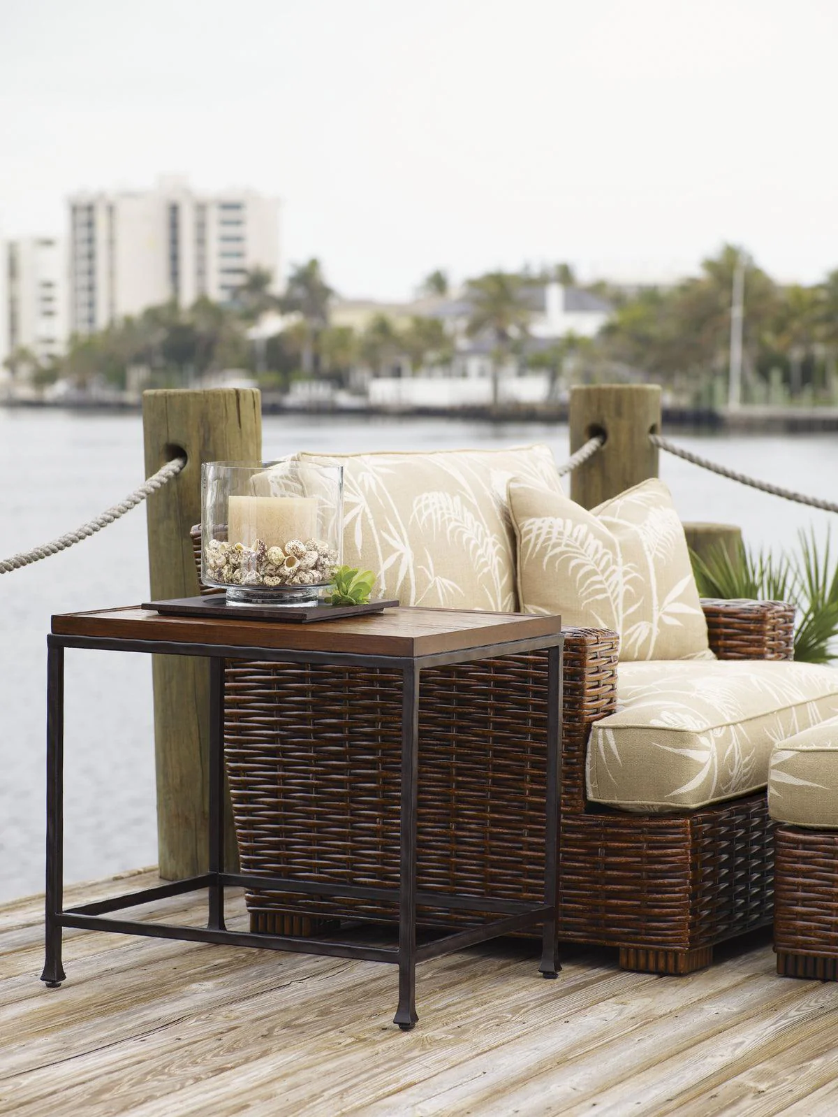 Ocean Club Ocean Reef End Table - Frankwebs