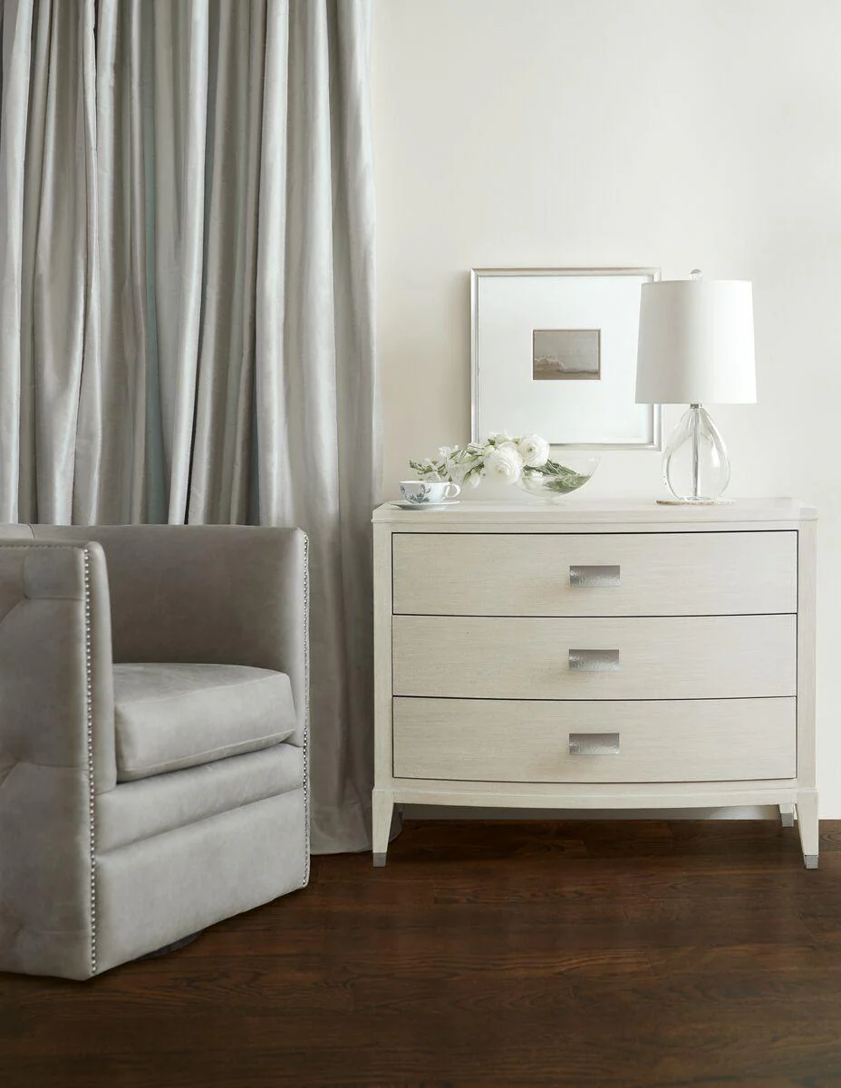 EAST HAMPTON  NIGHTSTAND 36