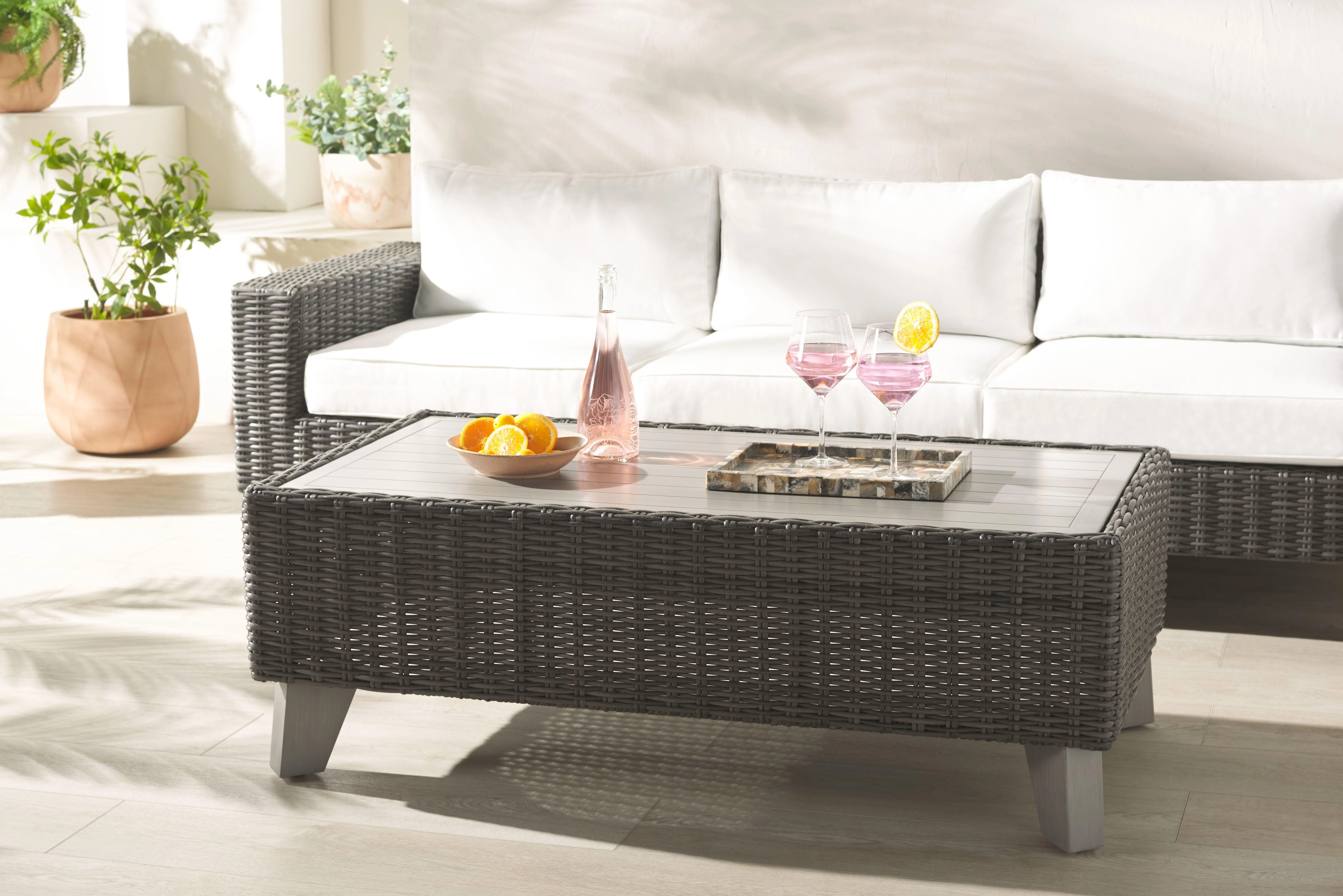 Margarita Wicker Outdoor Coffee Table - Frankwebs