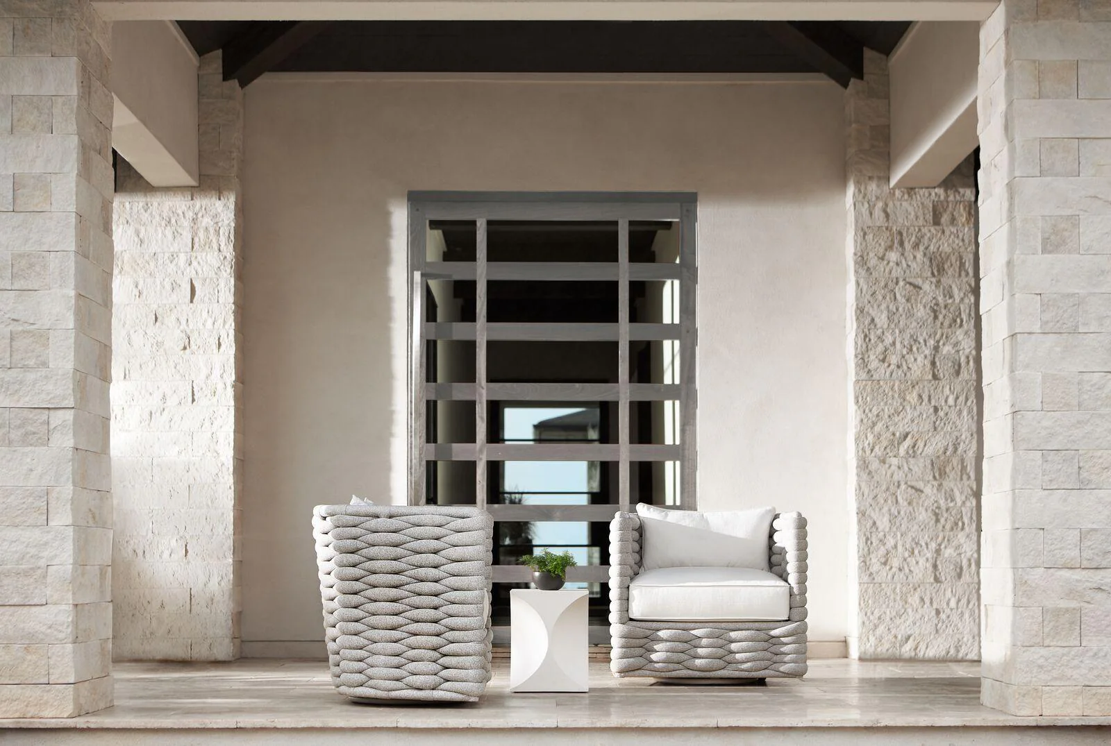 WAILEA SWIVEL CHAIR GREY SOCK WEAVE SWIVEL CHAIR - Frankwebs