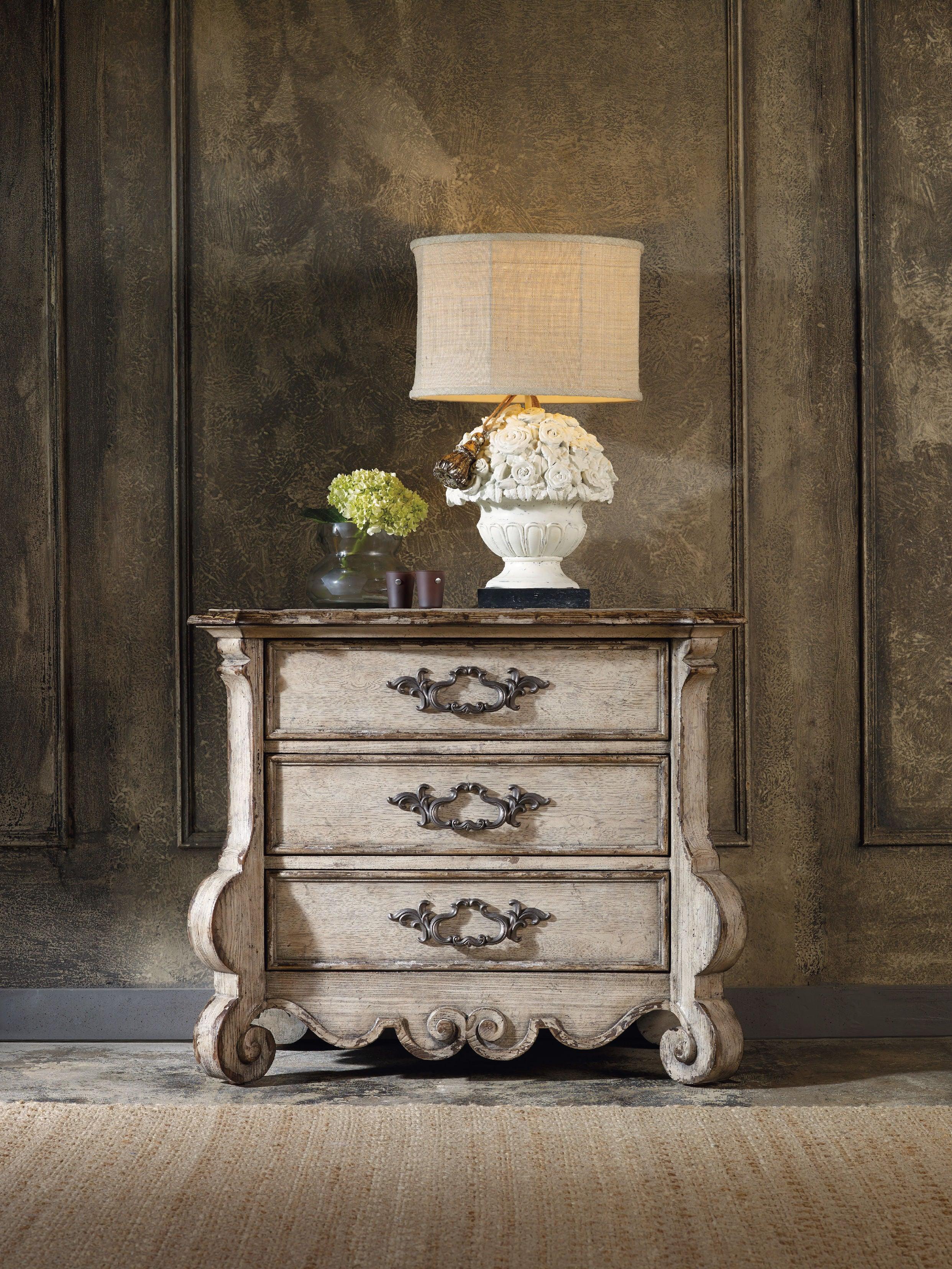 Chatelet Nightstand - Frankwebs