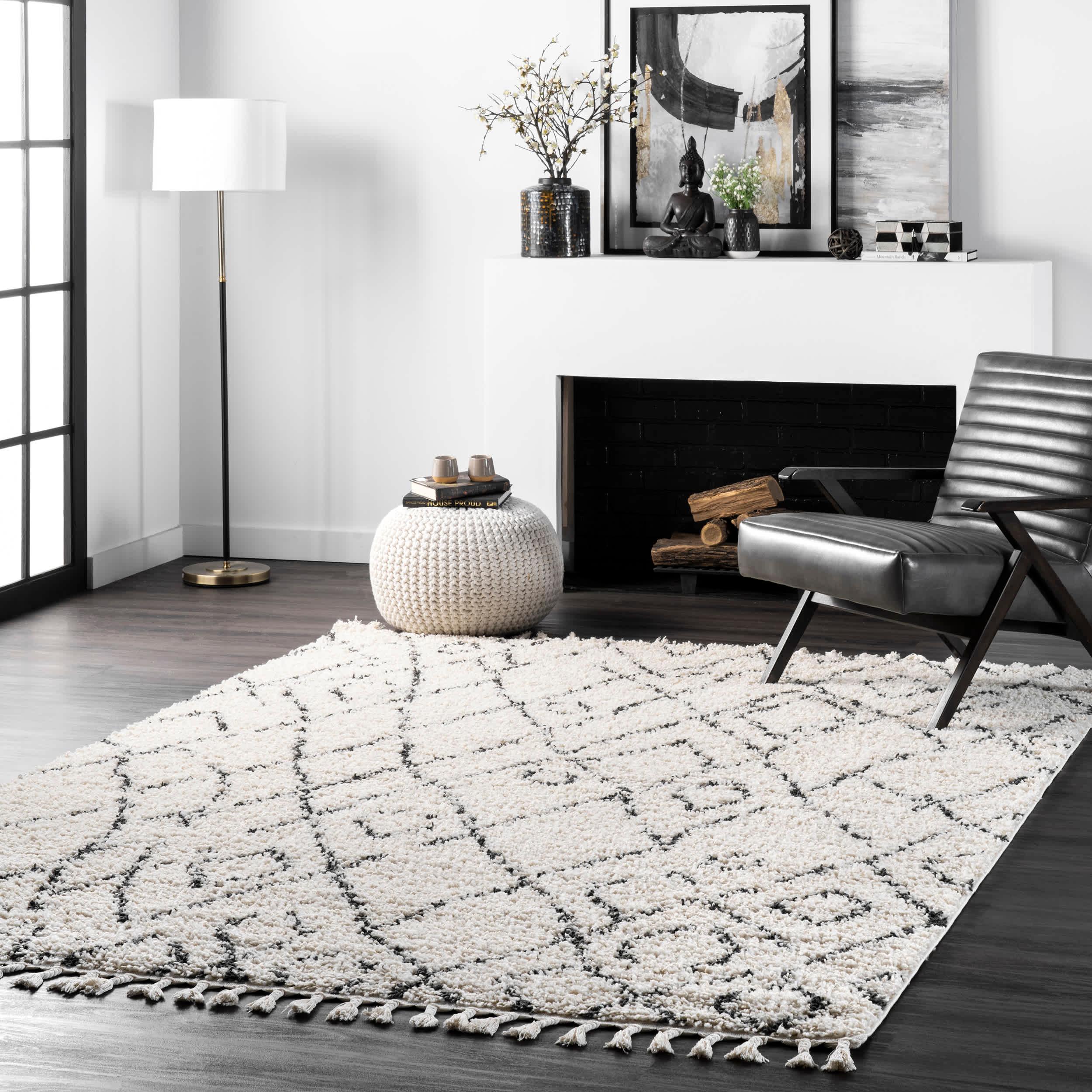 Nieves Moroccan Diamond Tassel Area Rug - Frankwebs