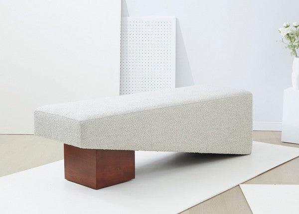 TANYALEE TRIANGLE BENCH - Frankwebs